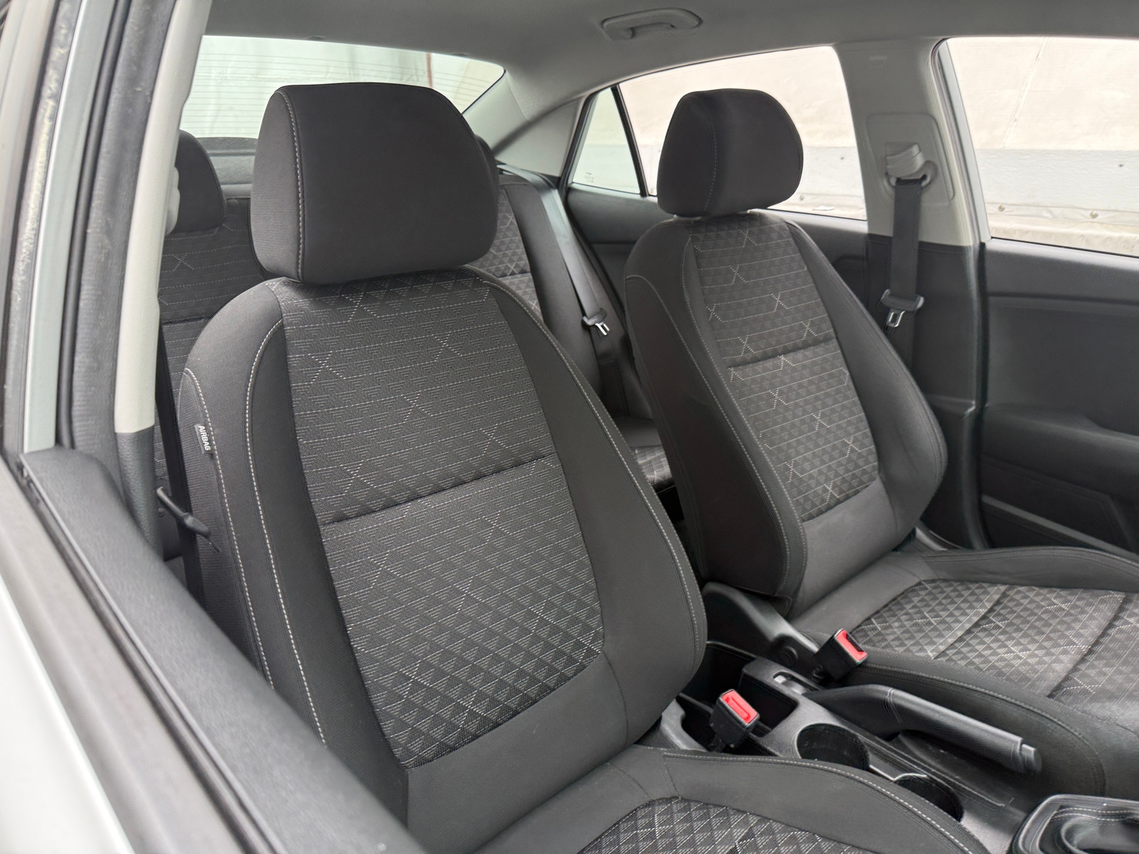 Thumbnail: 2022 Kia Rio - 2