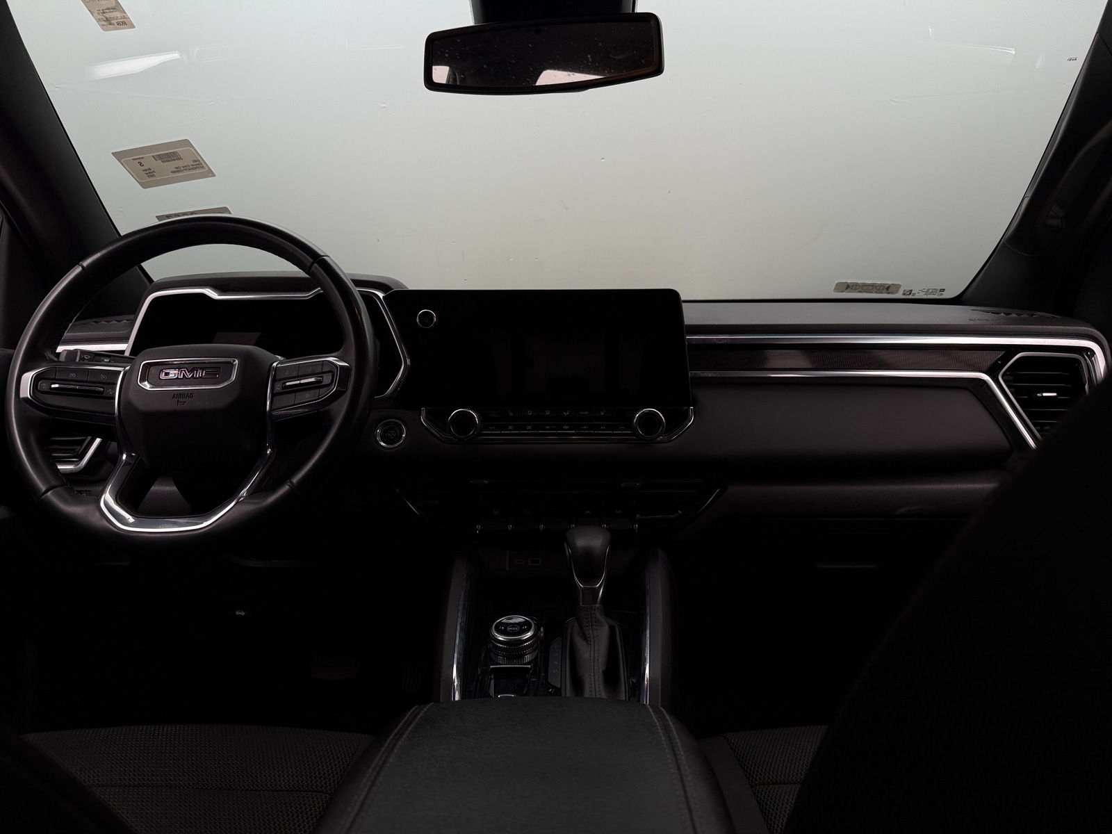 Thumbnail: 2023 GMC Canyon - 3