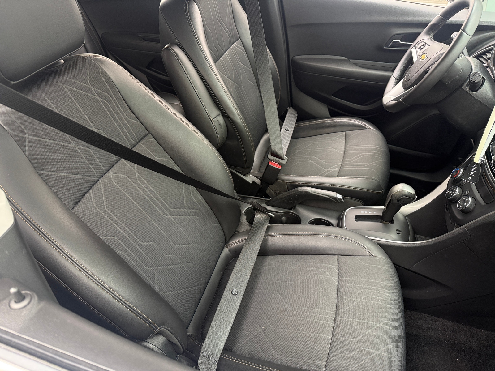 Thumbnail: 2018 Chevrolet Trax - 2