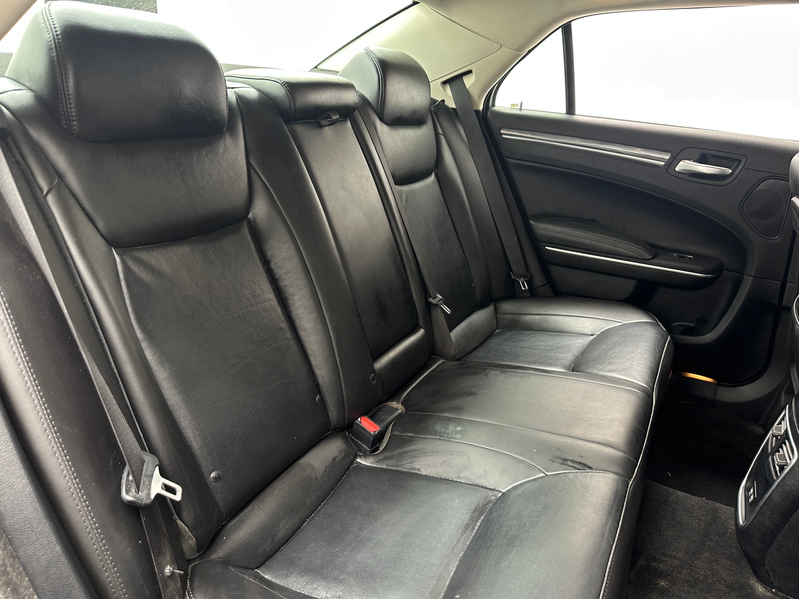 Thumbnail: 2020 Chrysler 300 - 5