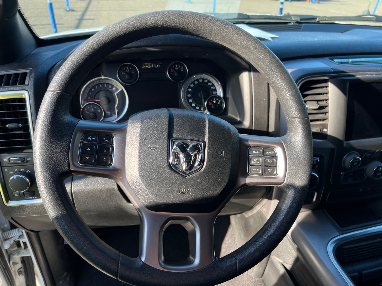 Thumbnail: 2022 RAM 1500 Classic - 5