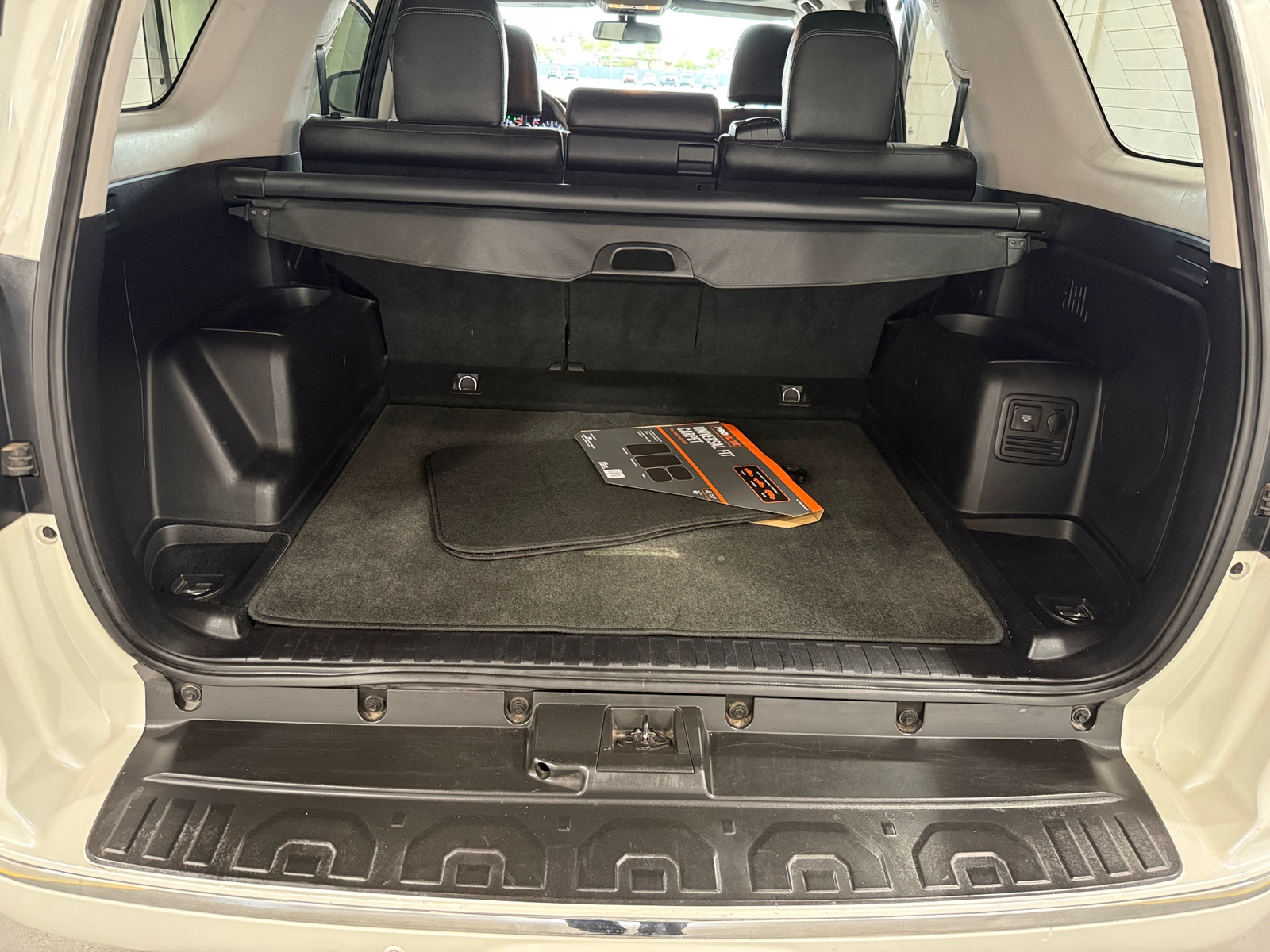 Thumbnail: 2015 Toyota 4Runner - 7