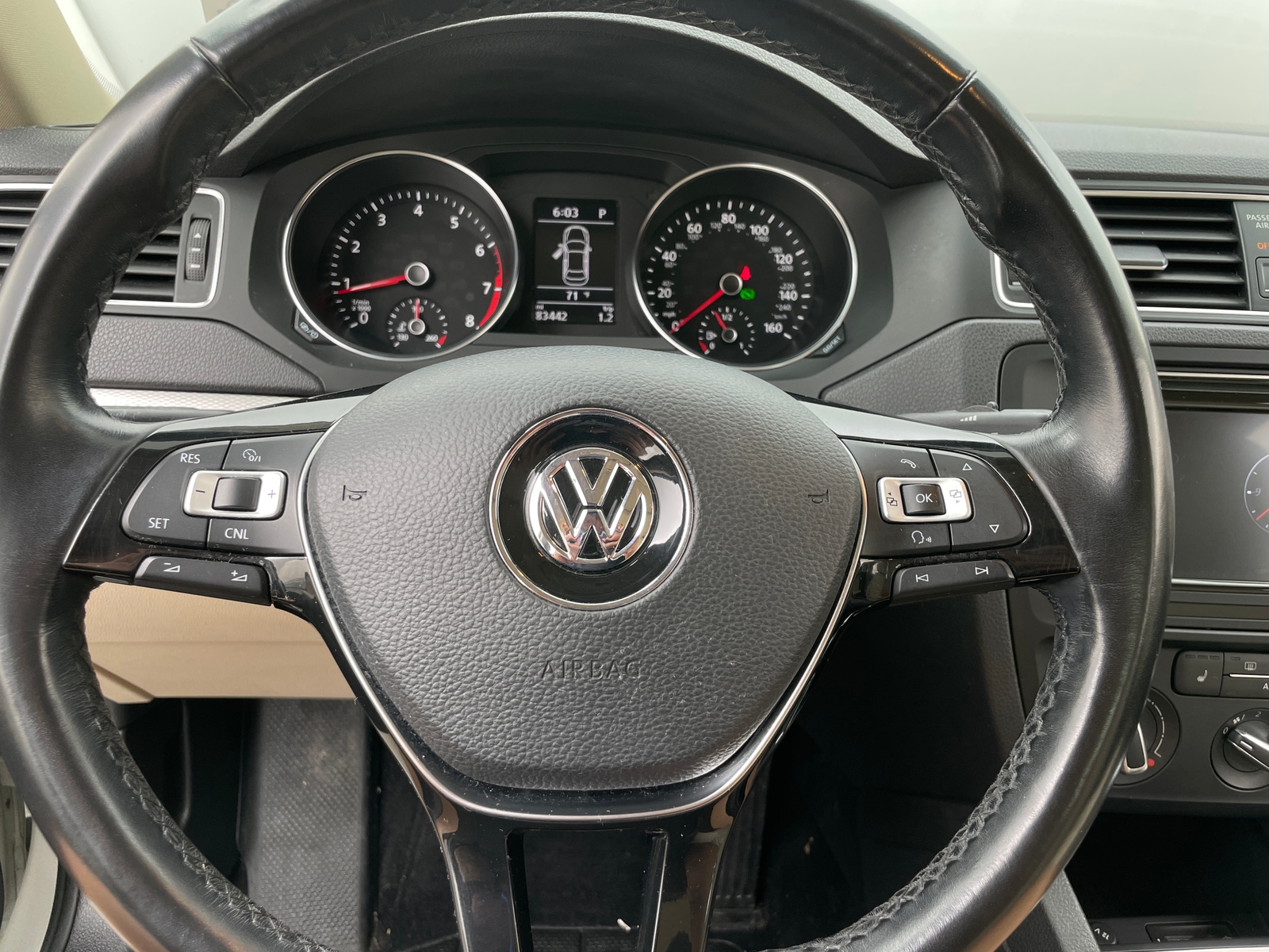 Thumbnail: 2018 Volkswagen Jetta - 4
