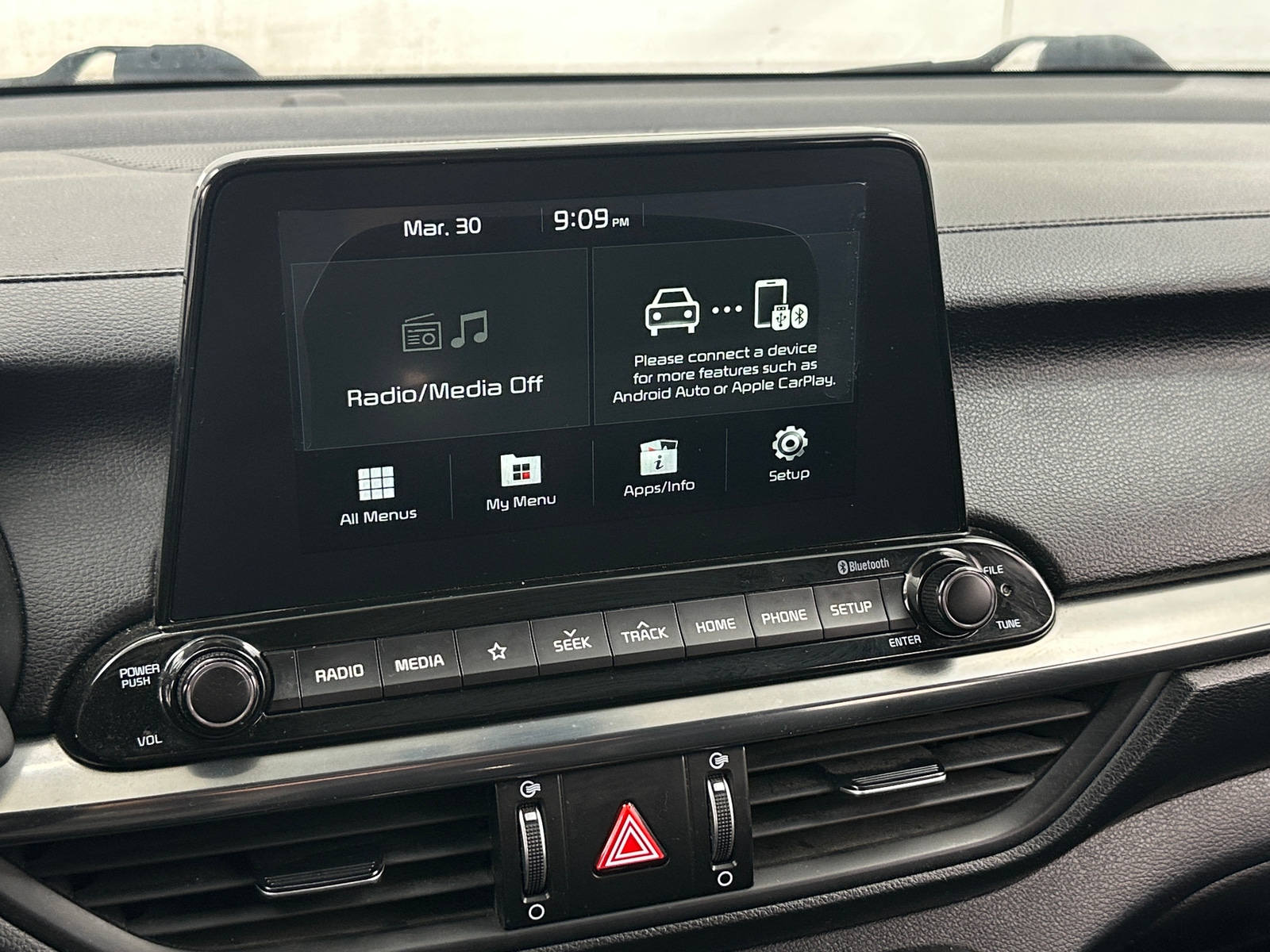 Thumbnail: 2021 Kia Forte - 4