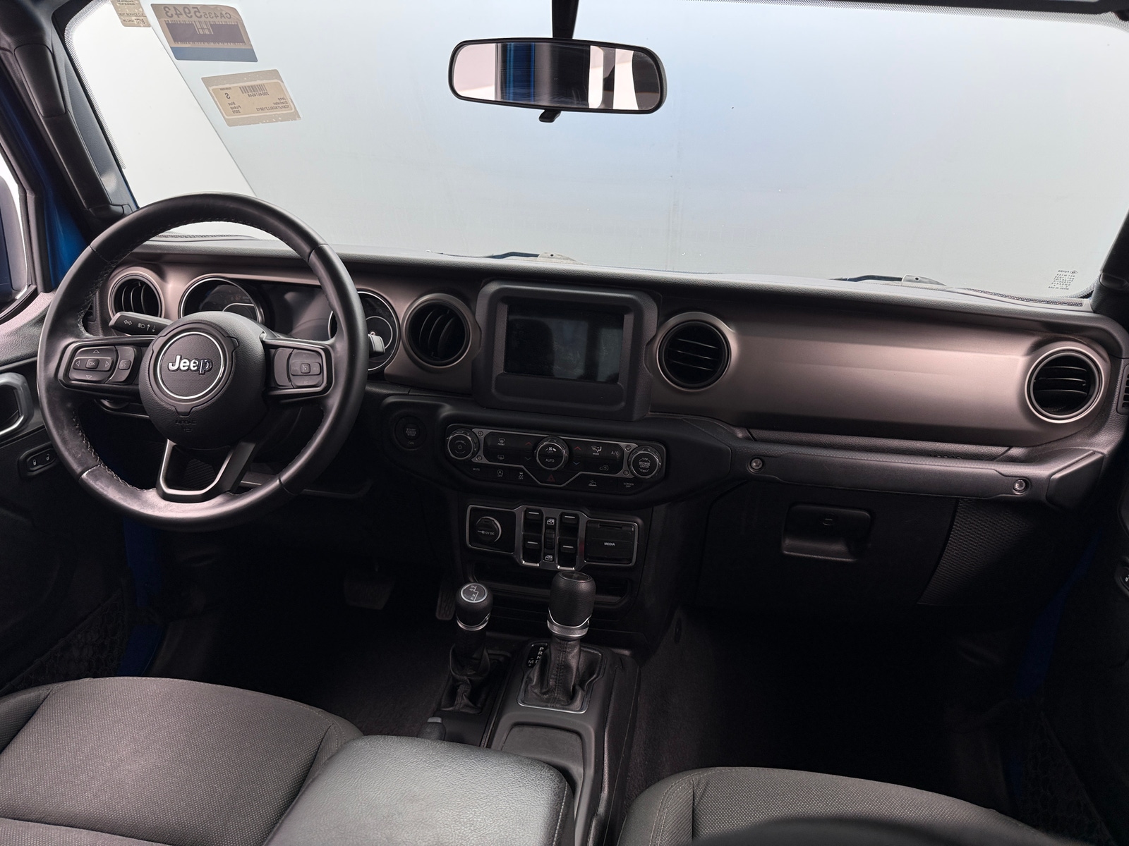 Thumbnail: 2020 Jeep Gladiator - 3