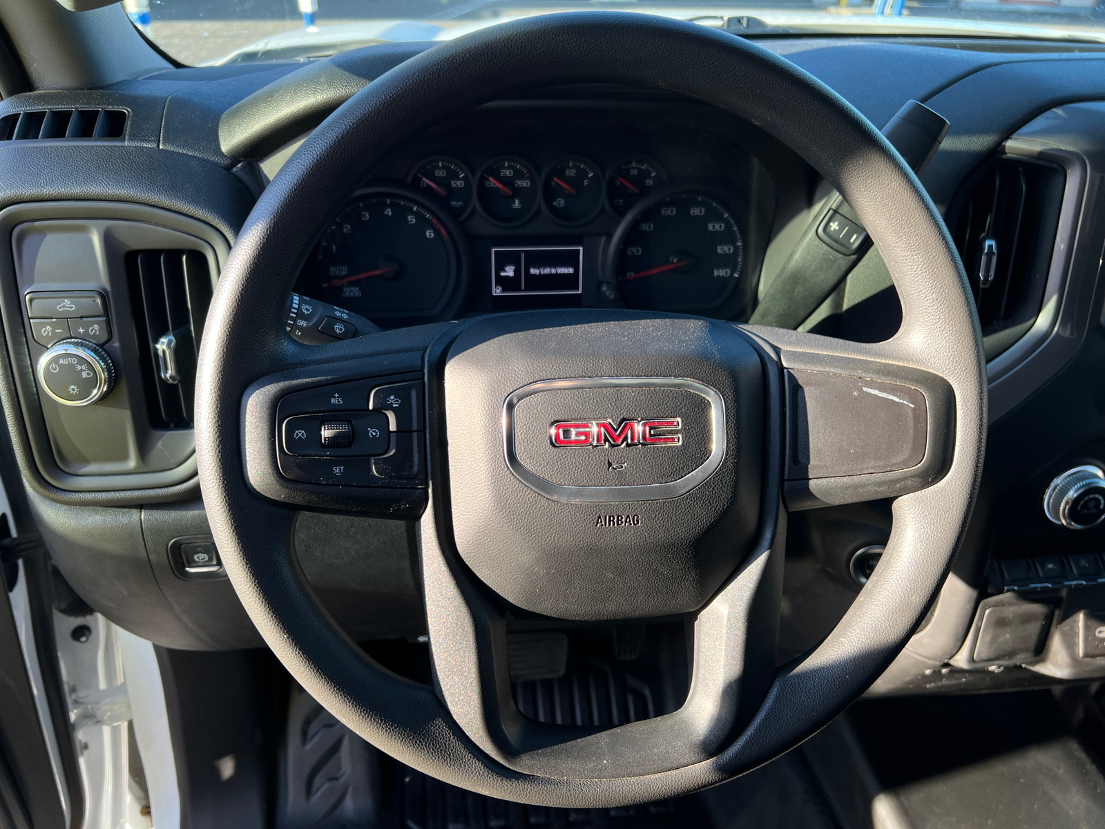 Thumbnail: 2023 GMC Sierra 1500 - 5