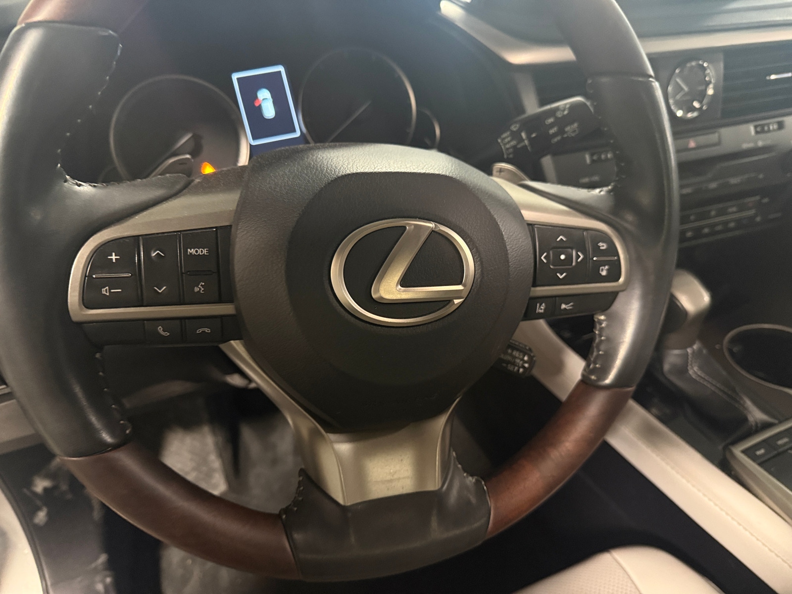 Thumbnail: 2021 Lexus RX - 4