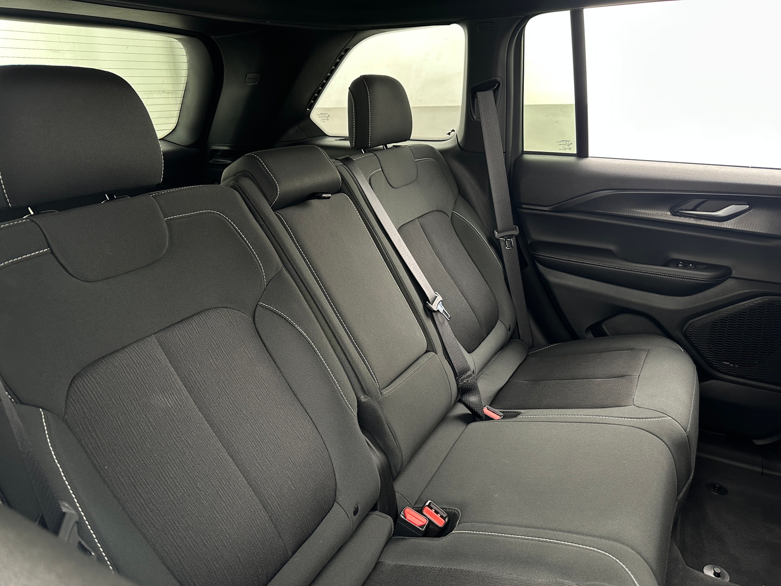 Thumbnail: 2025 Jeep Grand Cherokee - 6