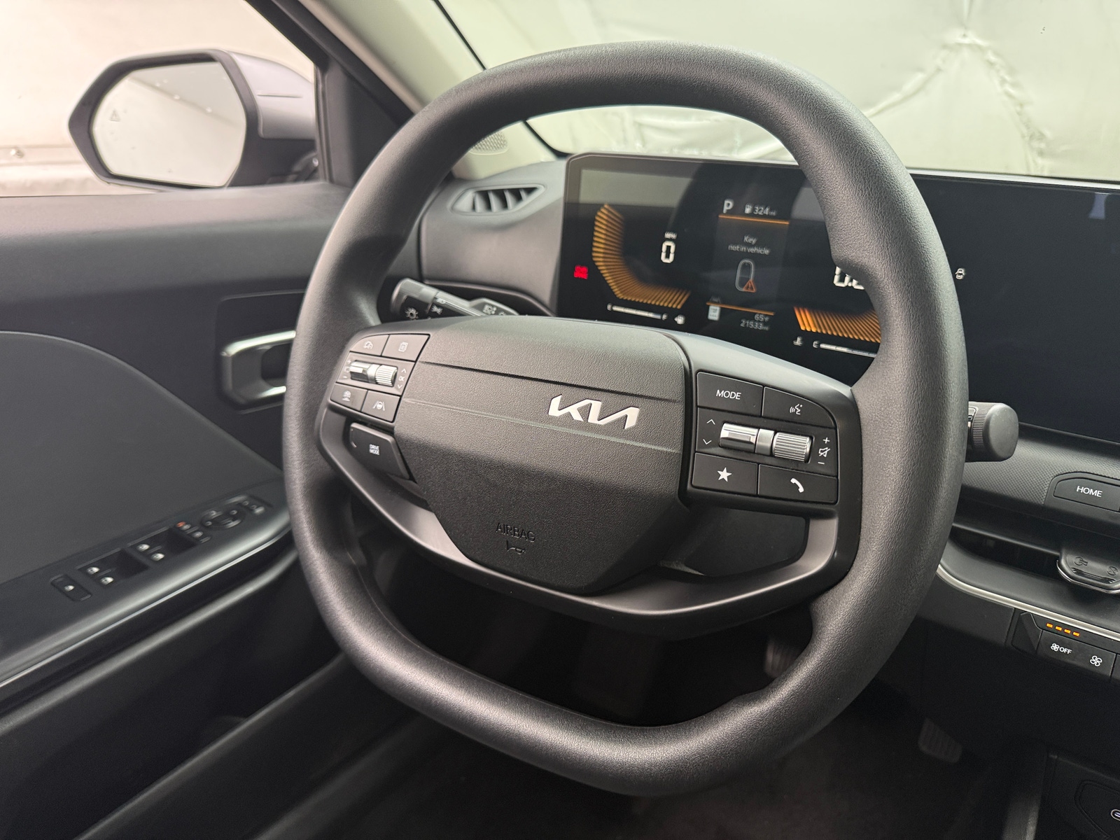 Thumbnail: 2025 Kia K4 - 5