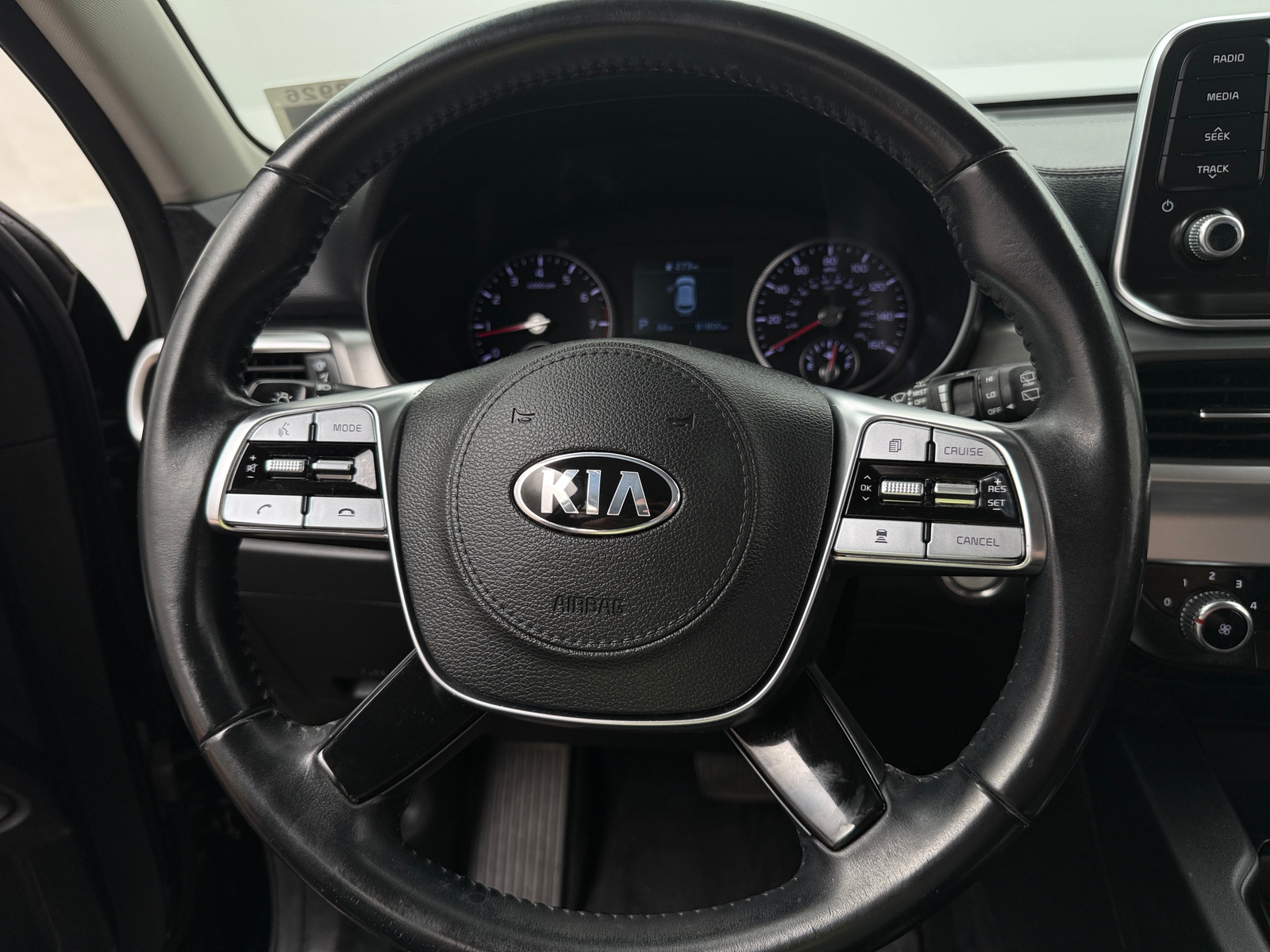 Thumbnail: 2020 Kia Telluride - 4