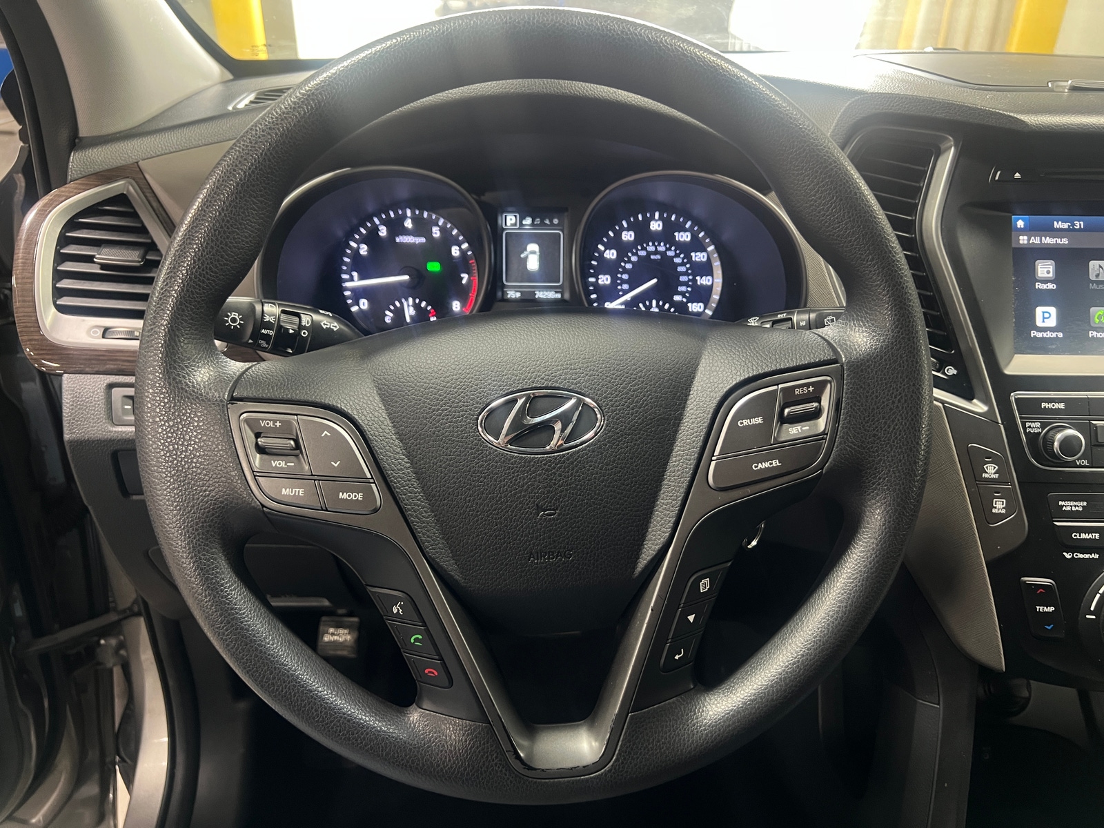 Thumbnail: 2017 Hyundai Santa Fe - 5