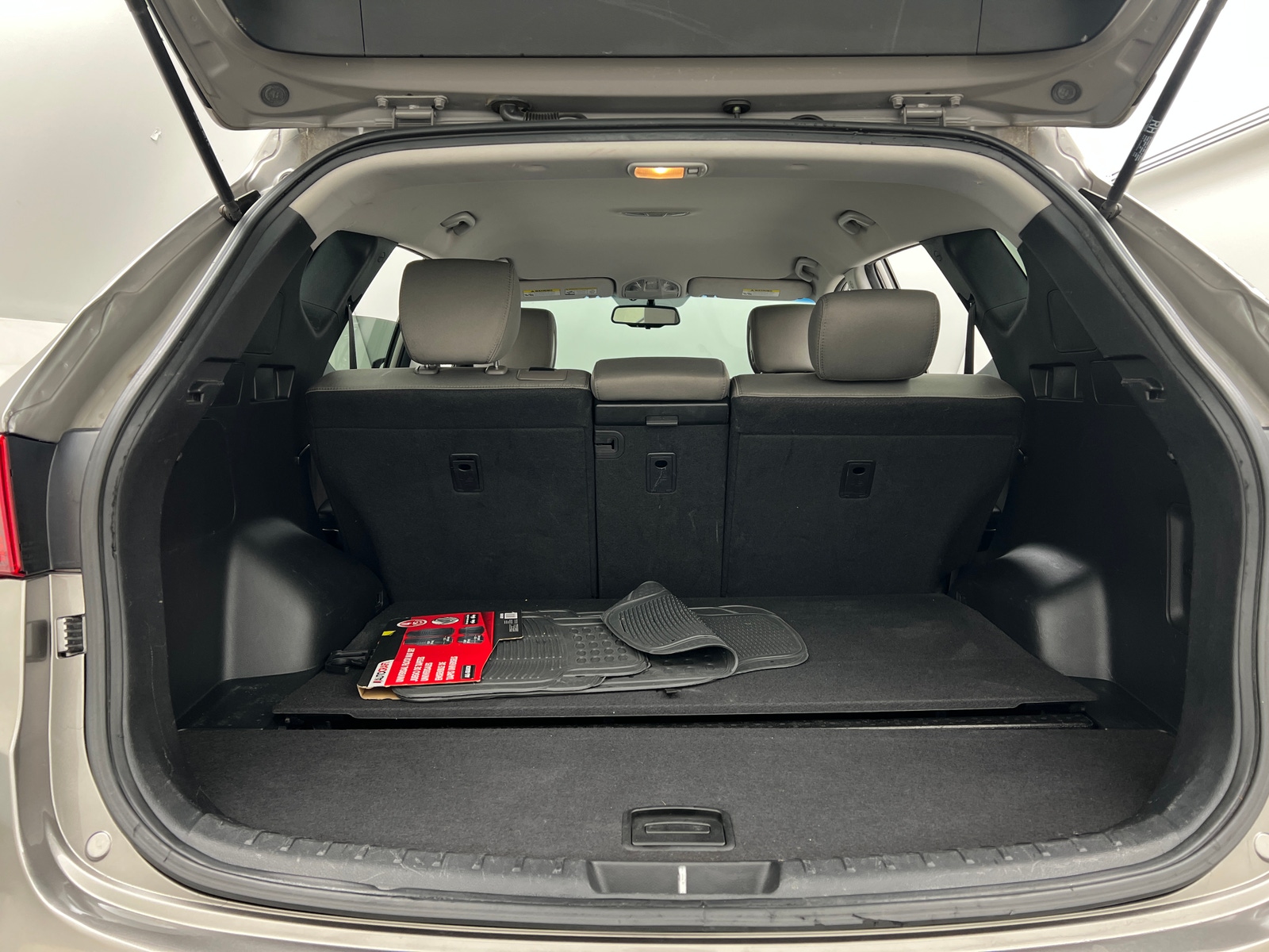 Thumbnail: 2017 Hyundai Santa Fe - 7