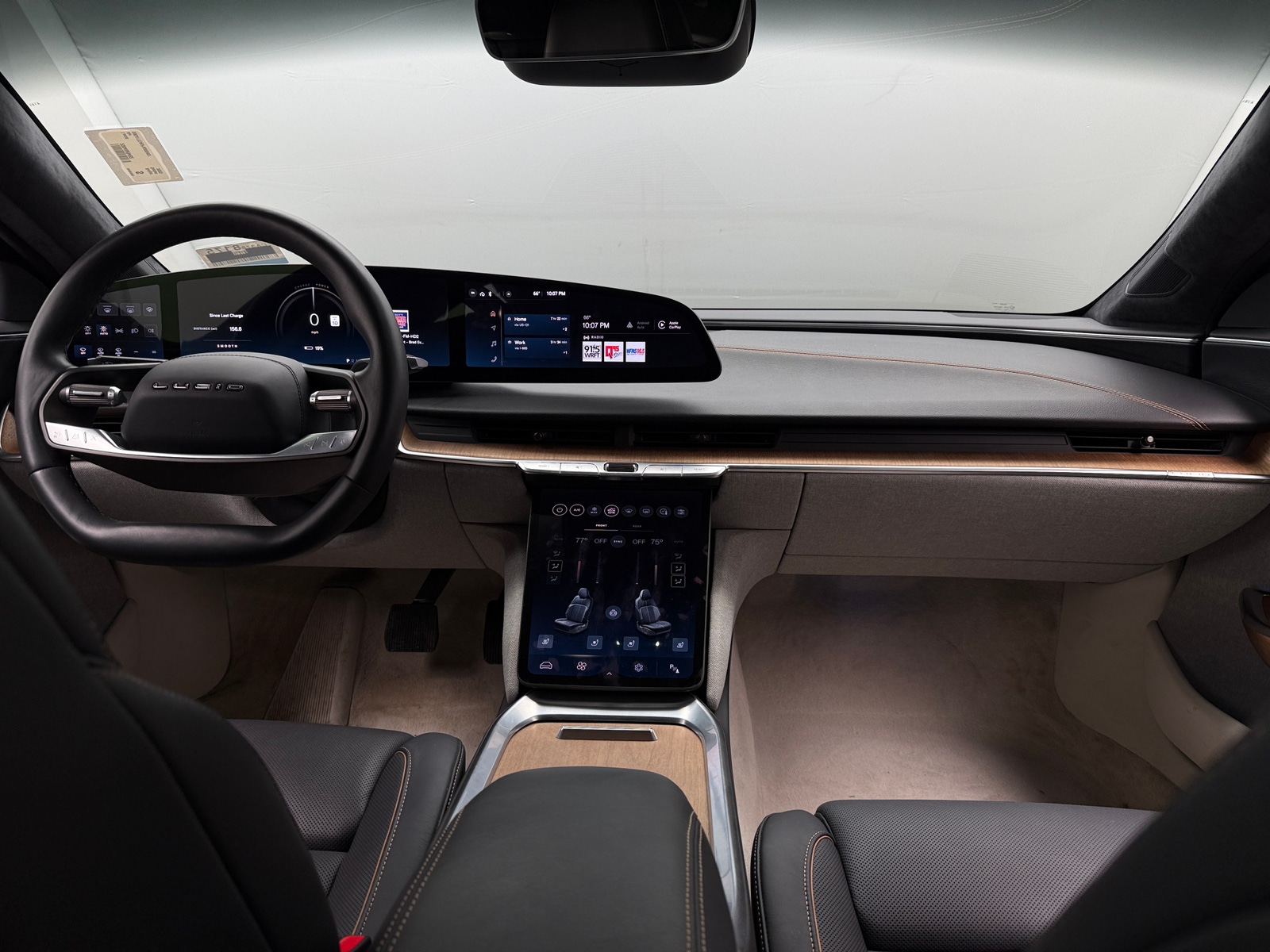 Thumbnail: 2023 Lucid Air - 2