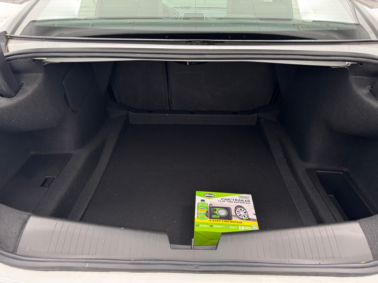 Thumbnail: 2023 Cadillac CT4 - 6