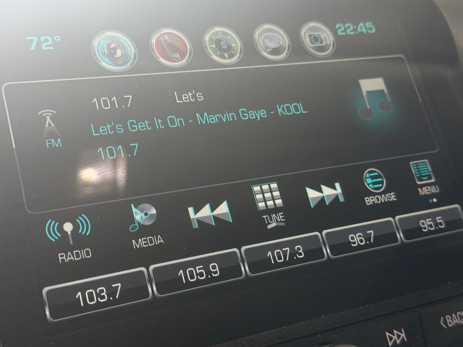 Thumbnail: 2018 Chevrolet Equinox - 3