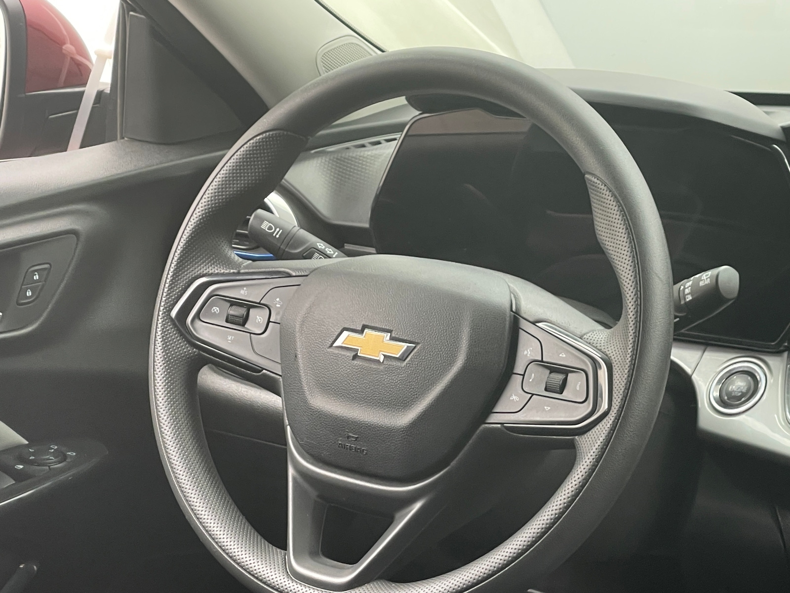 Thumbnail: 2025 Chevrolet Trax - 5