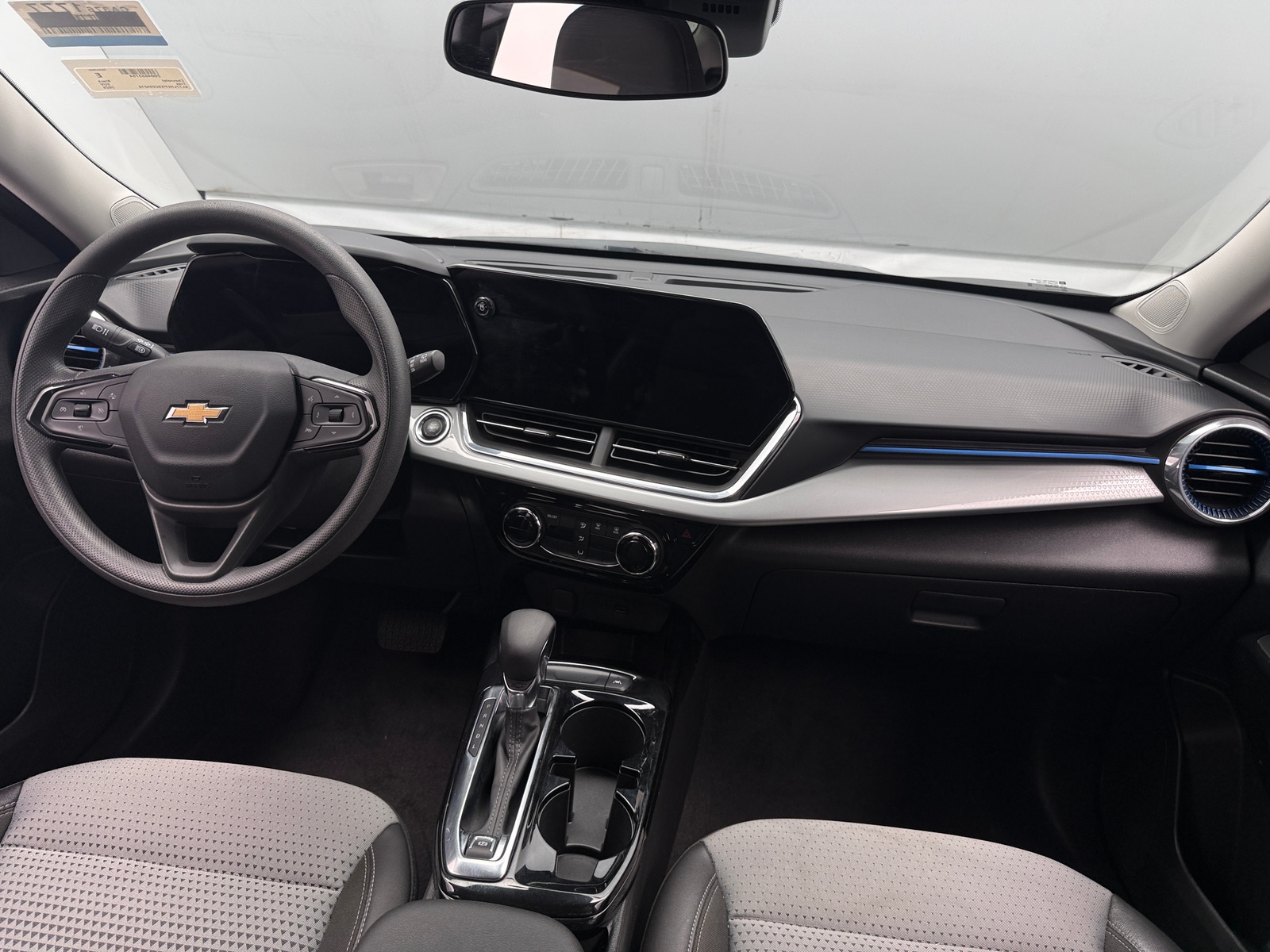 Thumbnail: 2025 Chevrolet Trax - 3