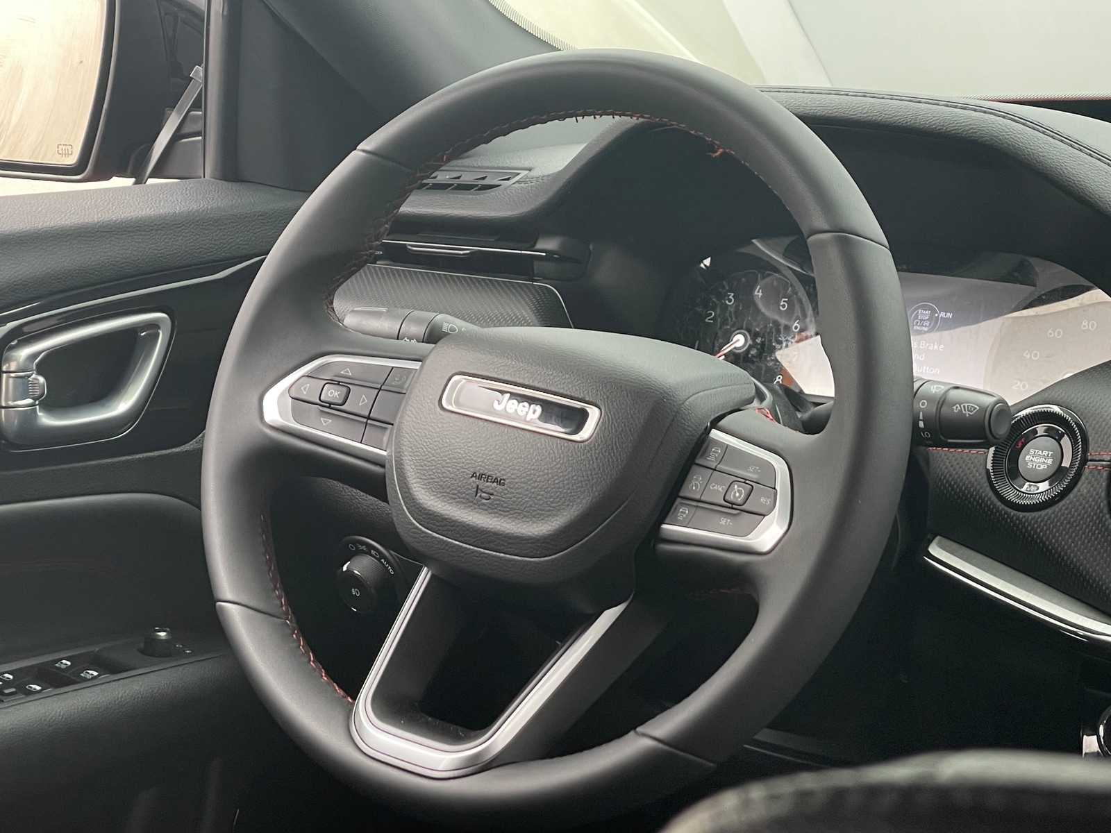 Thumbnail: 2025 Jeep Compass - 4