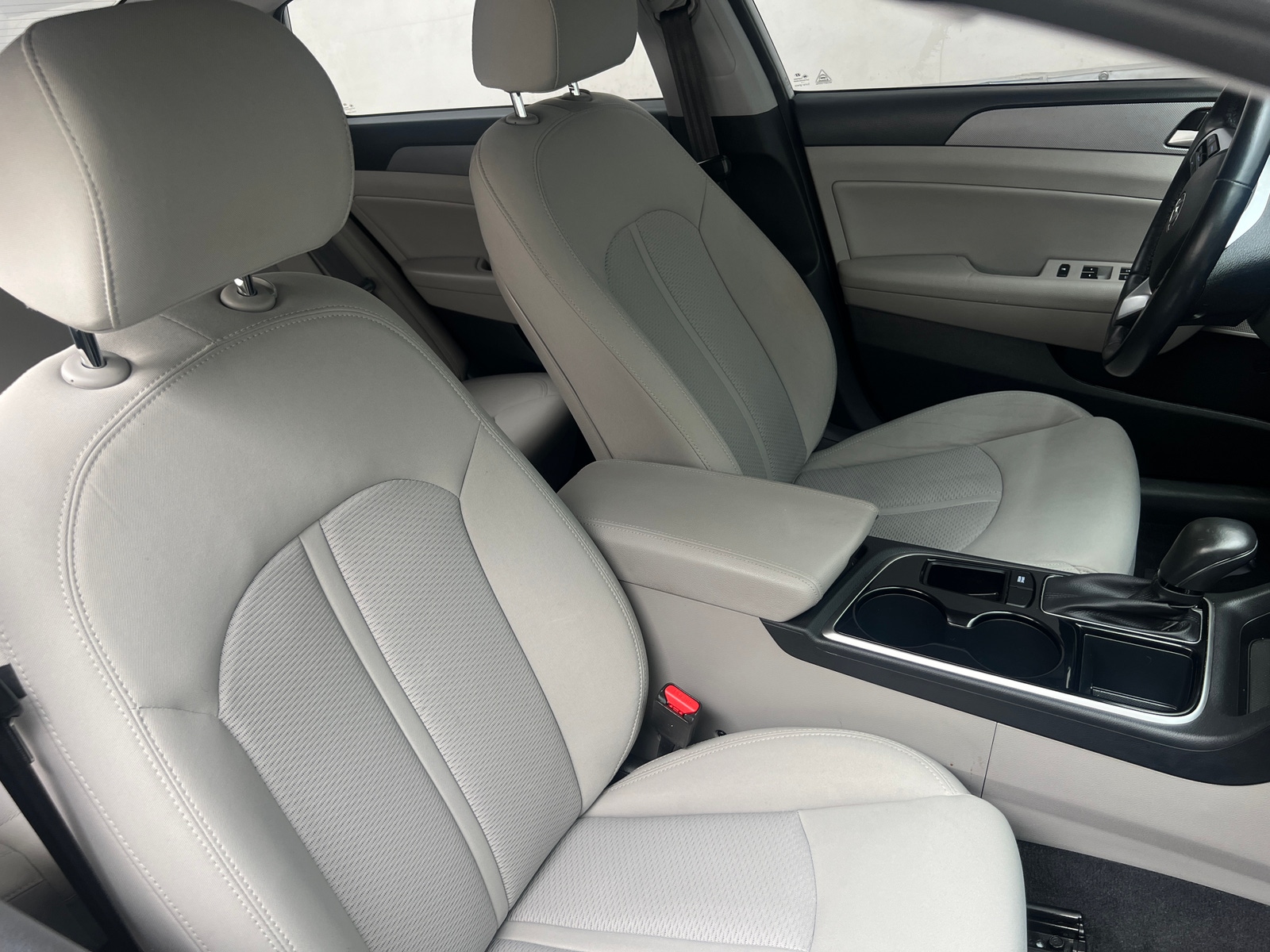 Thumbnail: 2019 Hyundai Sonata - 2