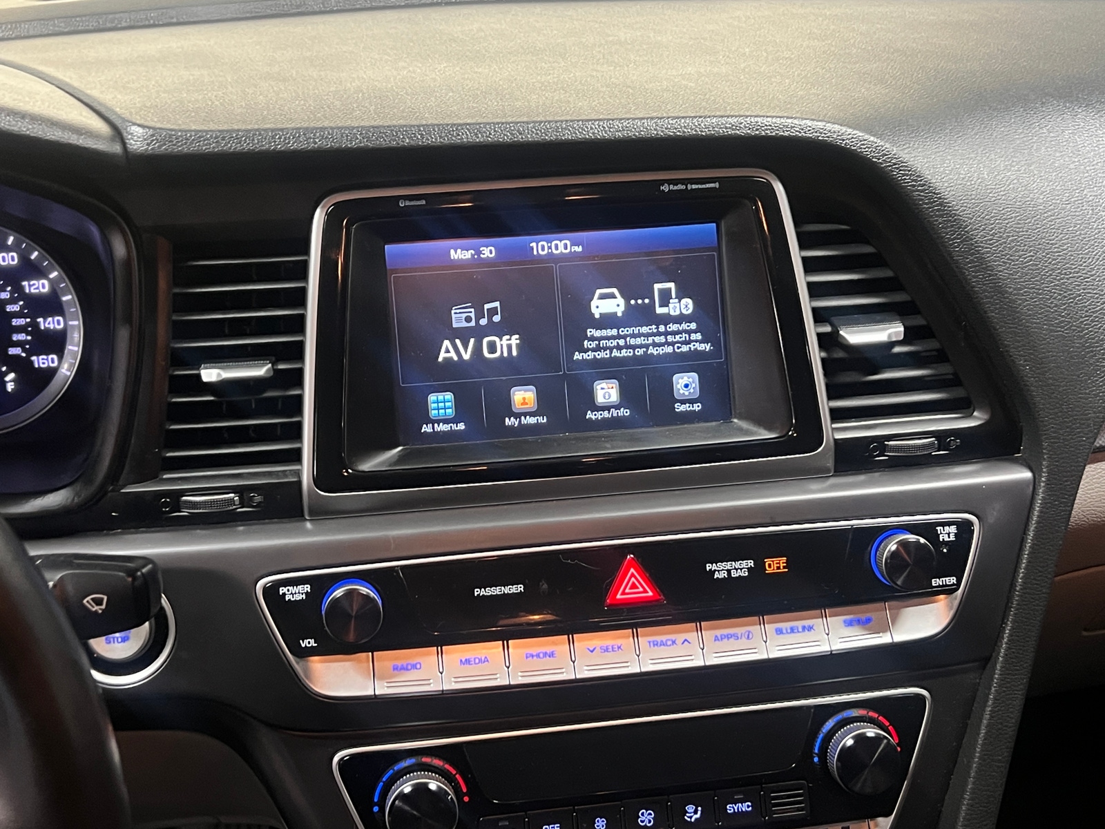 Thumbnail: 2019 Hyundai Sonata - 4