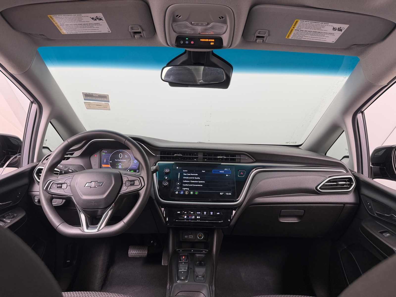 Thumbnail: 2023 Chevrolet Bolt EV - 3