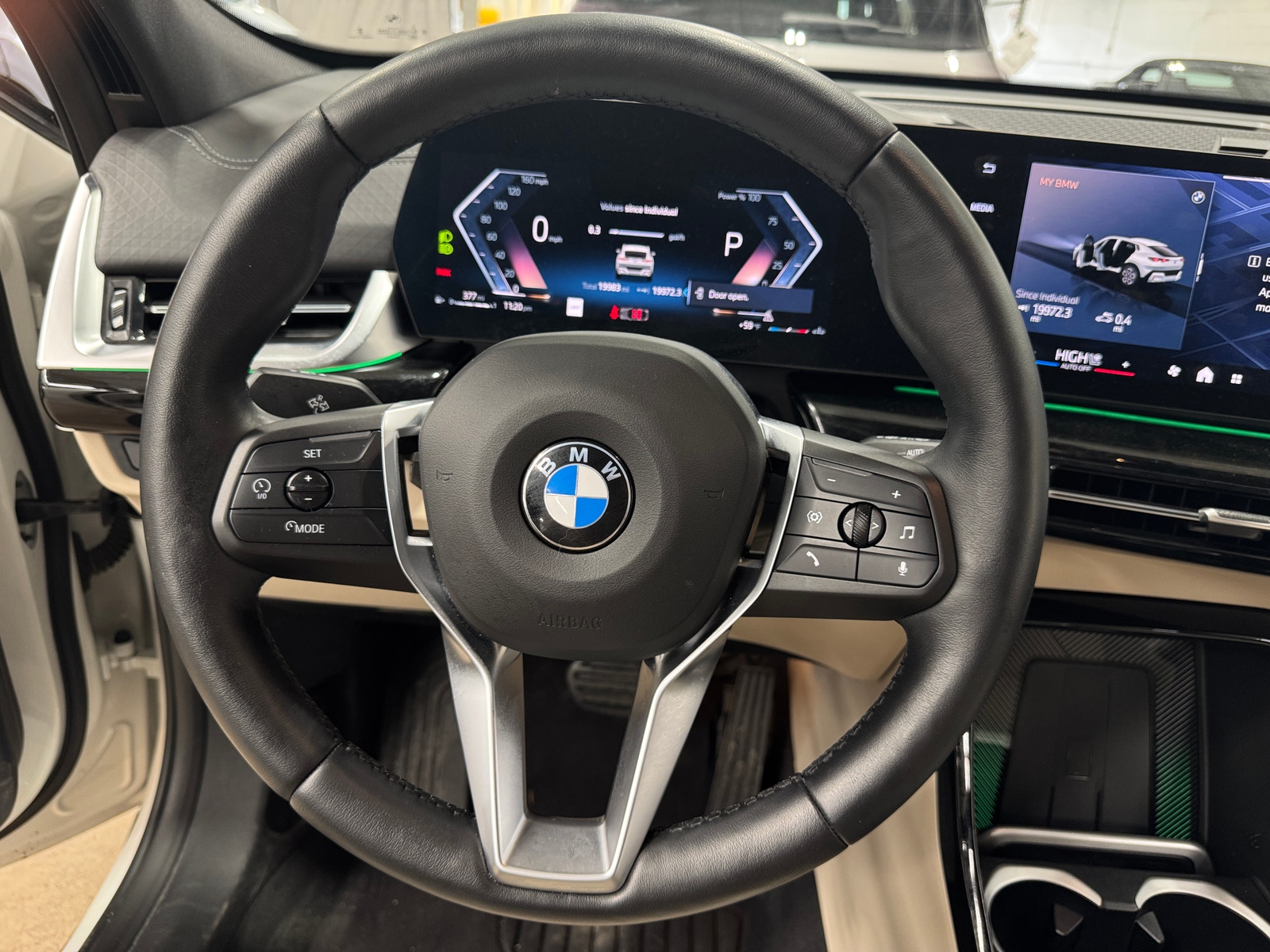 Thumbnail: 2025 BMW X2 - 4