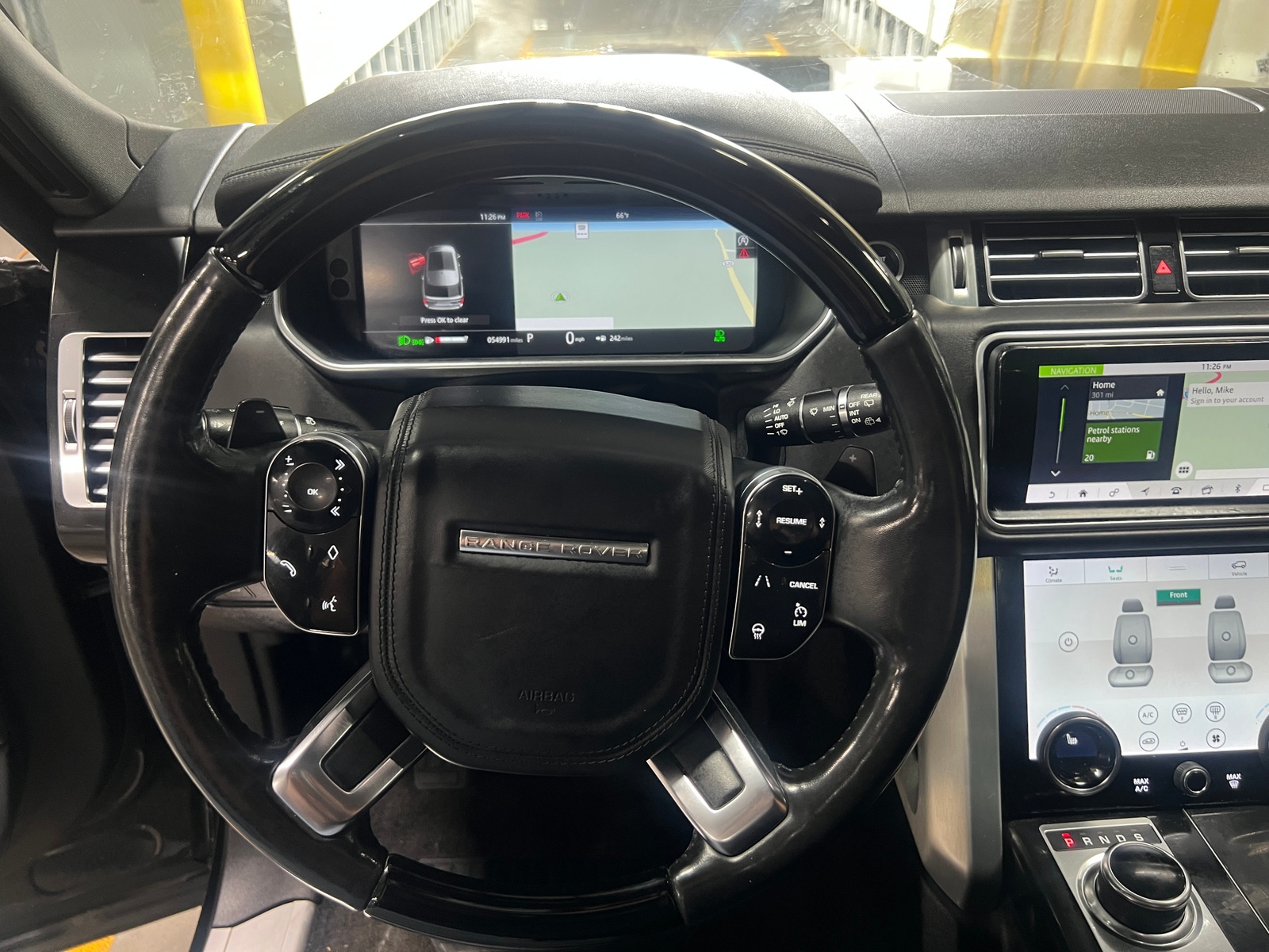 Thumbnail: 2019 Land Rover Range Rover - 4