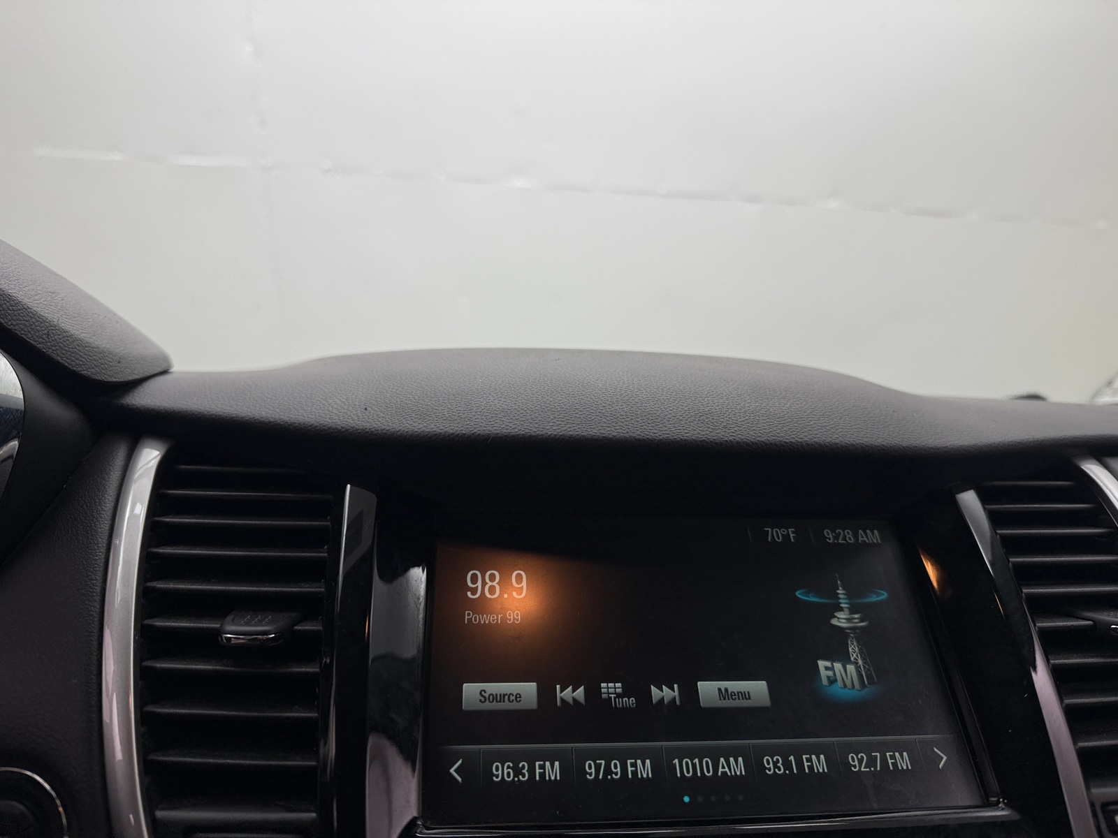 Thumbnail: 2017 Chevrolet Trax - 4