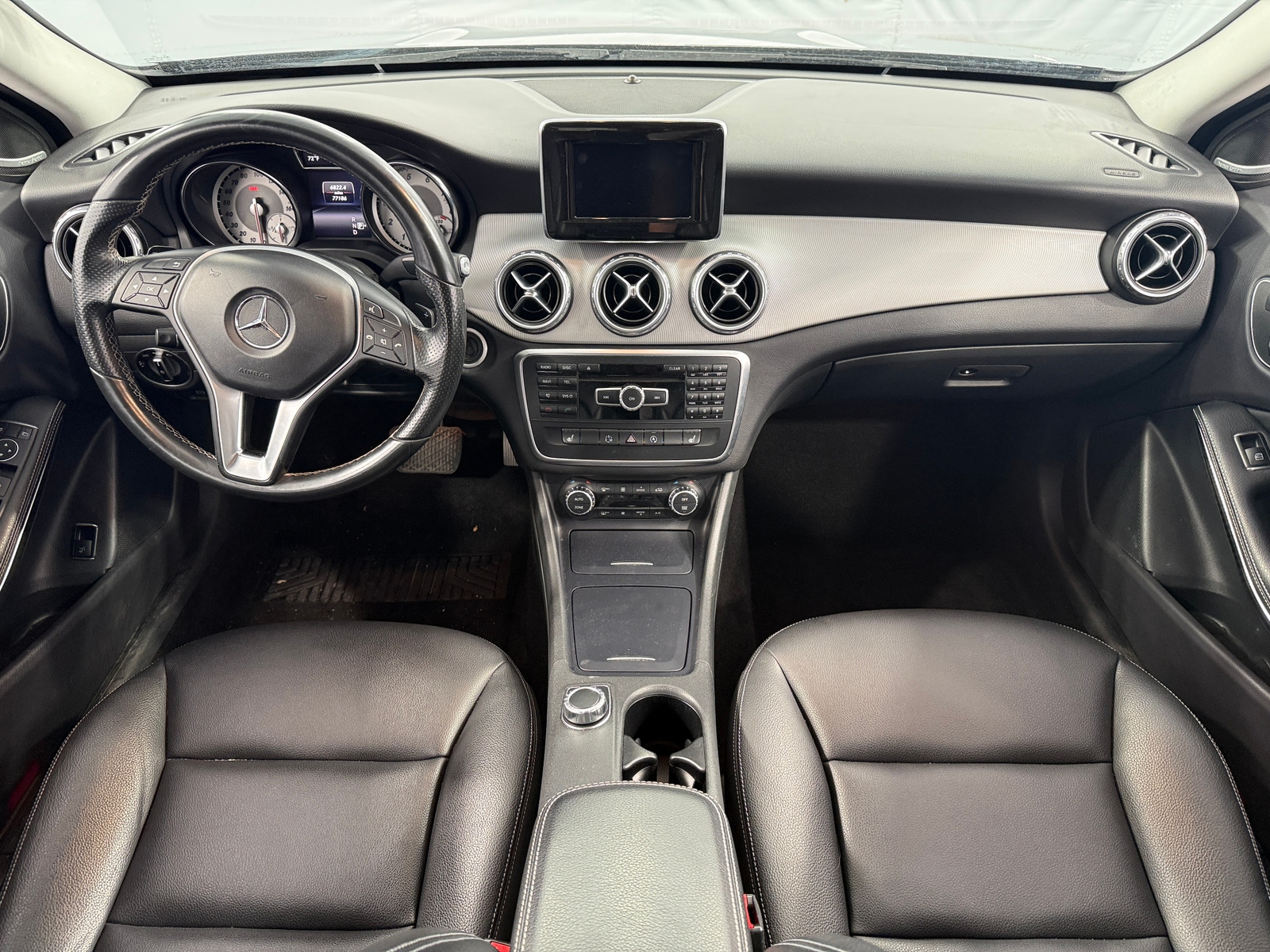 Thumbnail: 2015 Mercedes-Benz GLA - 2