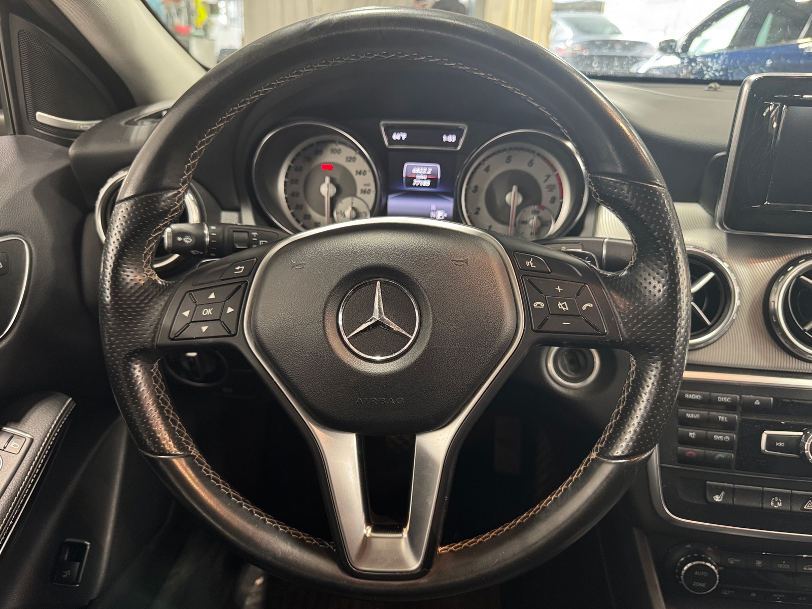 Thumbnail: 2015 Mercedes-Benz GLA - 4