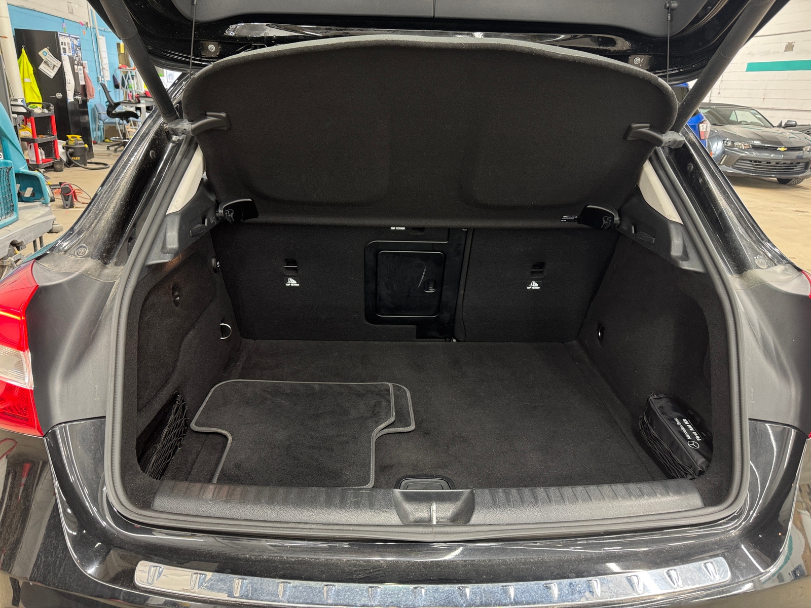 Thumbnail: 2015 Mercedes-Benz GLA - 6