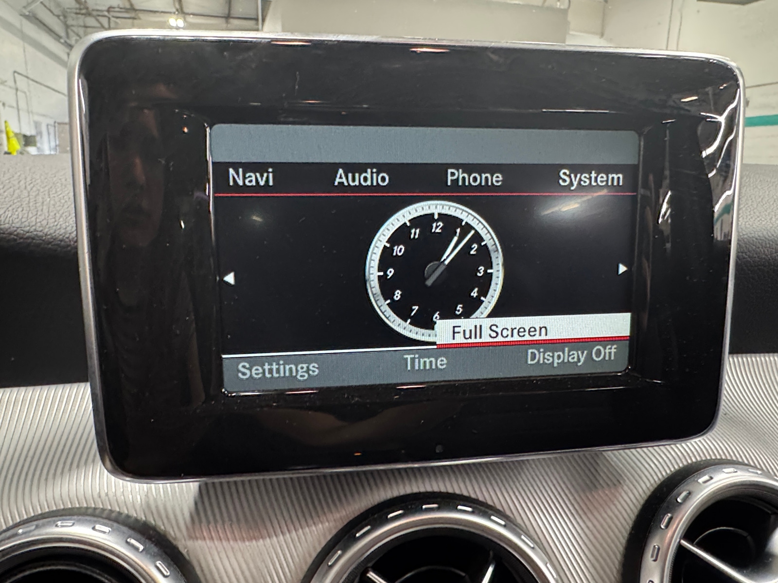 Thumbnail: 2015 Mercedes-Benz GLA - 3