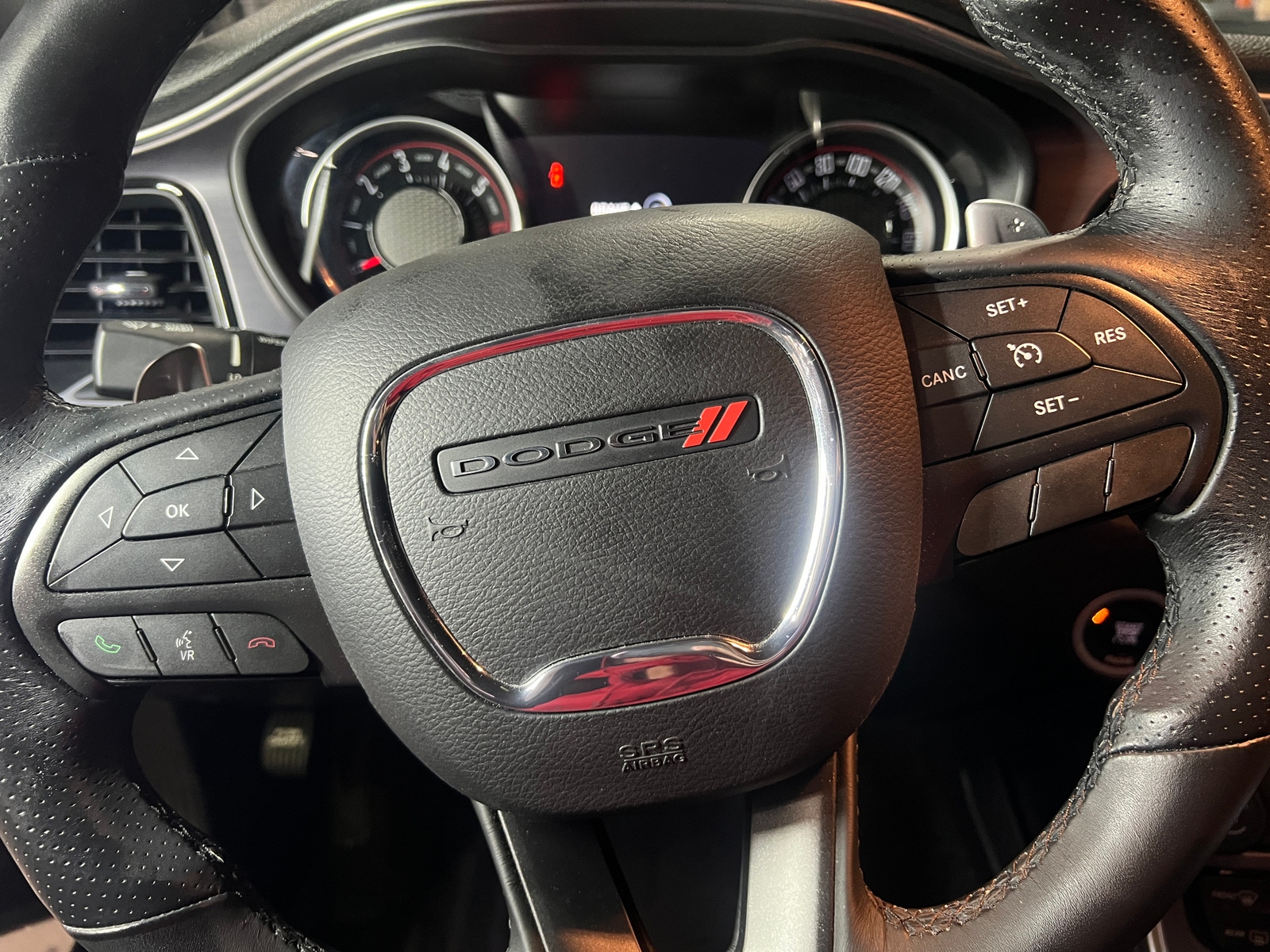 Thumbnail: 2016 Dodge Challenger - 4