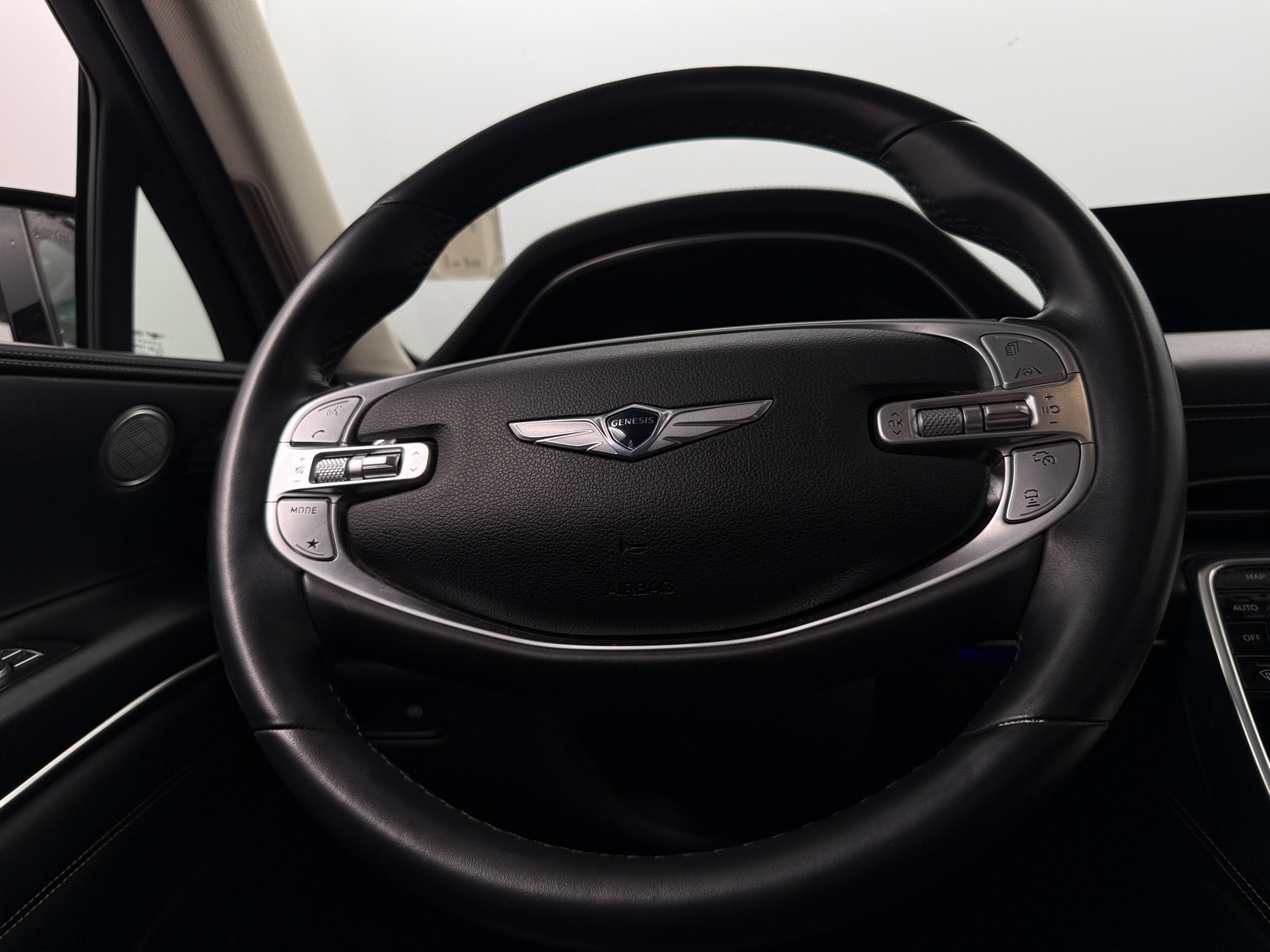 Thumbnail: 2024 Genesis GV80 - 4