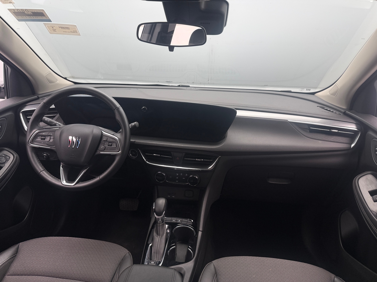 Thumbnail: 2025 Buick Encore GX - 3