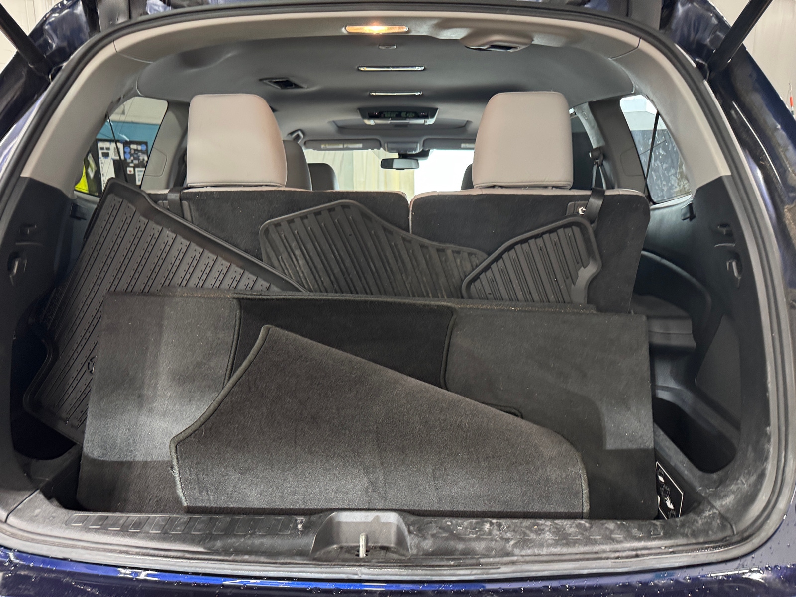 Thumbnail: 2017 Honda Pilot - 6