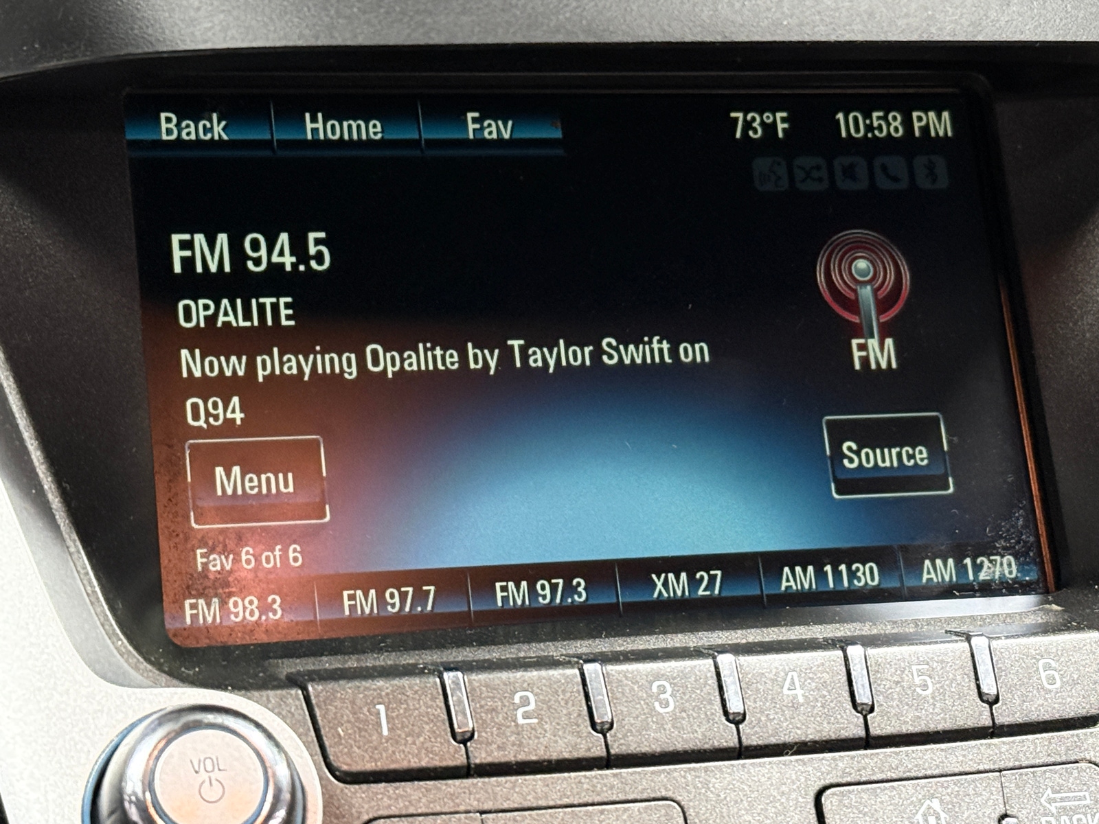 Thumbnail: 2017 Chevrolet Equinox - 3