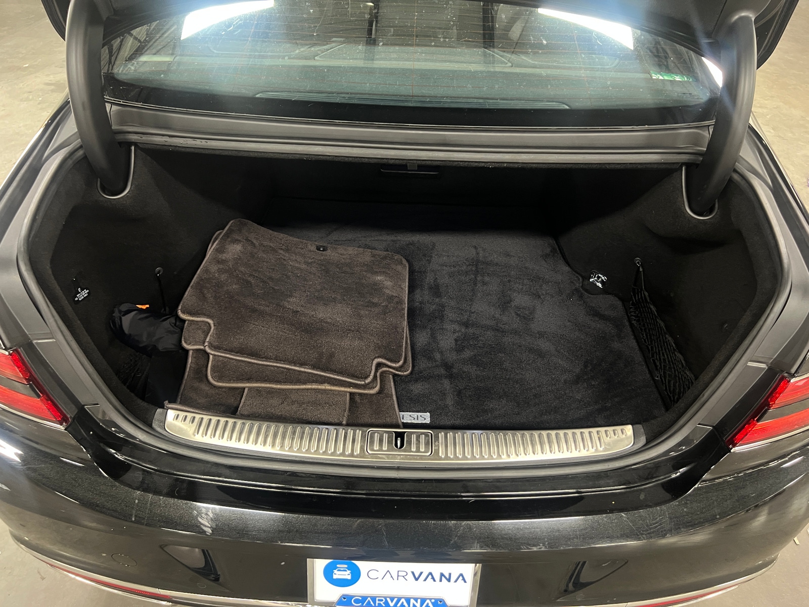 Thumbnail: 2021 Genesis G90 - 6