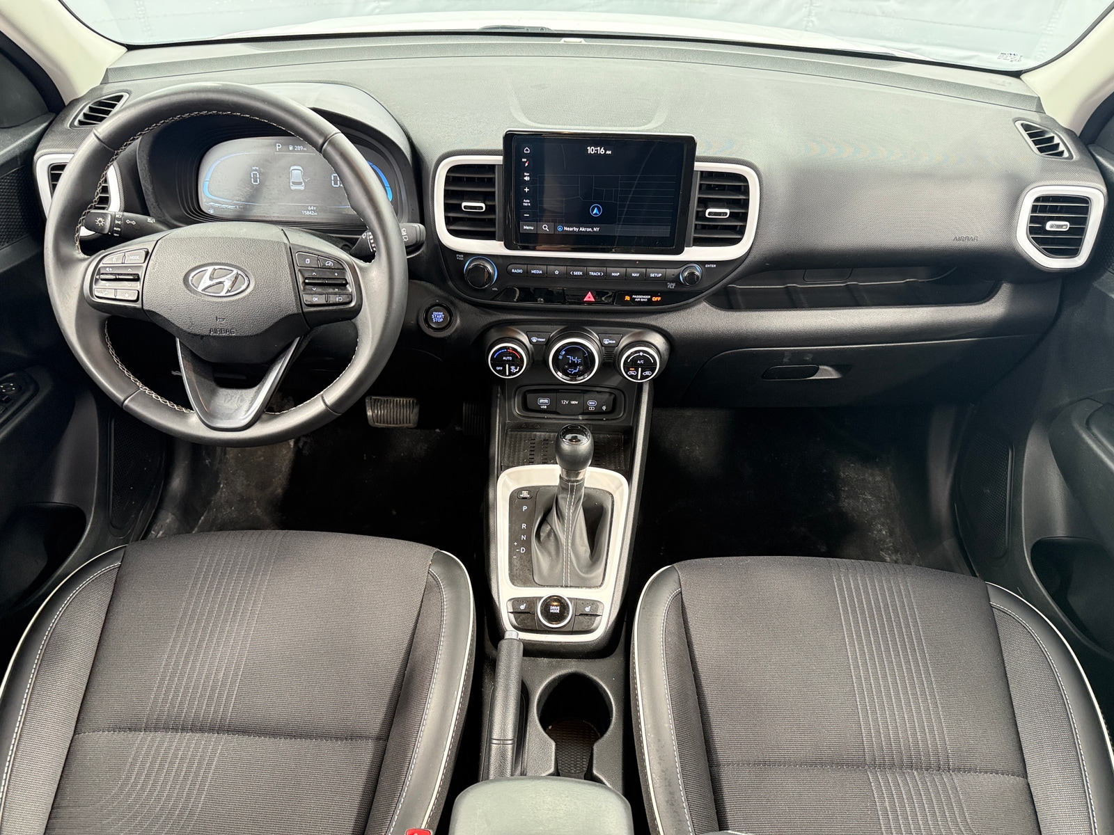 Thumbnail: 2025 Hyundai Venue - 3