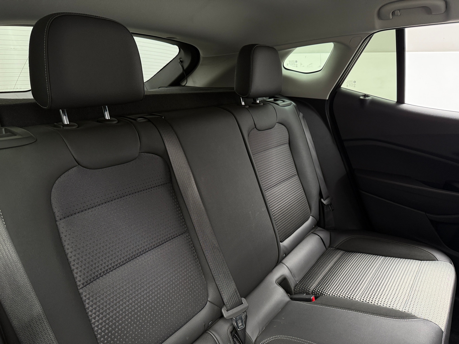 Thumbnail: 2025 Chevrolet Trax - 6