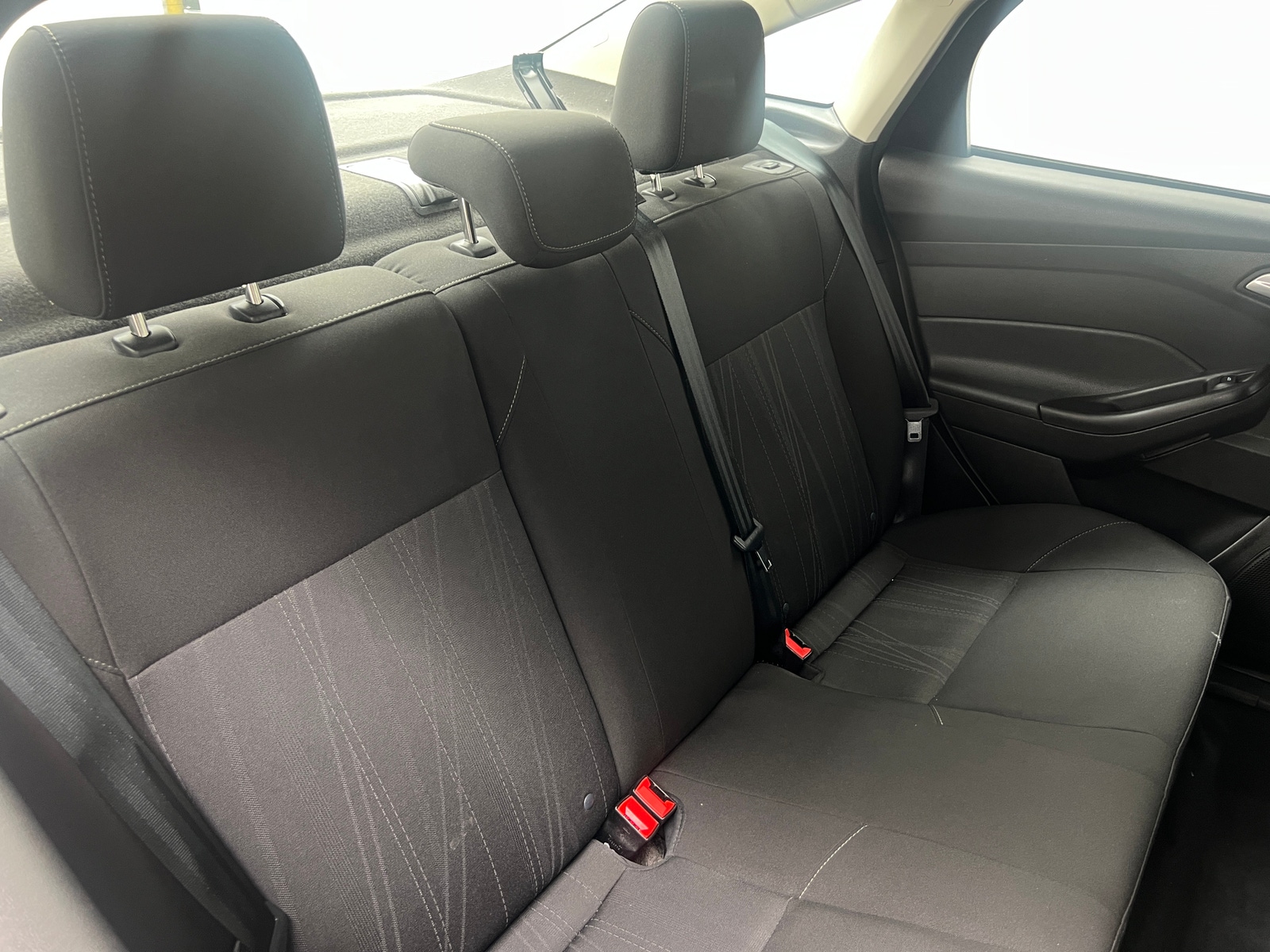 Thumbnail: 2018 Ford Focus - 6