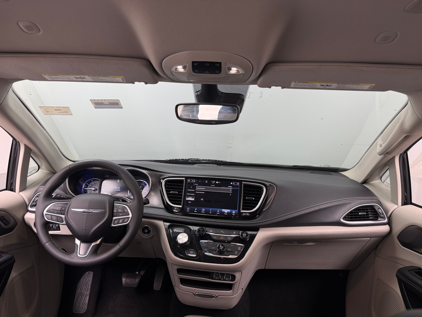 Thumbnail: 2024 Chrysler Pacifica - 2