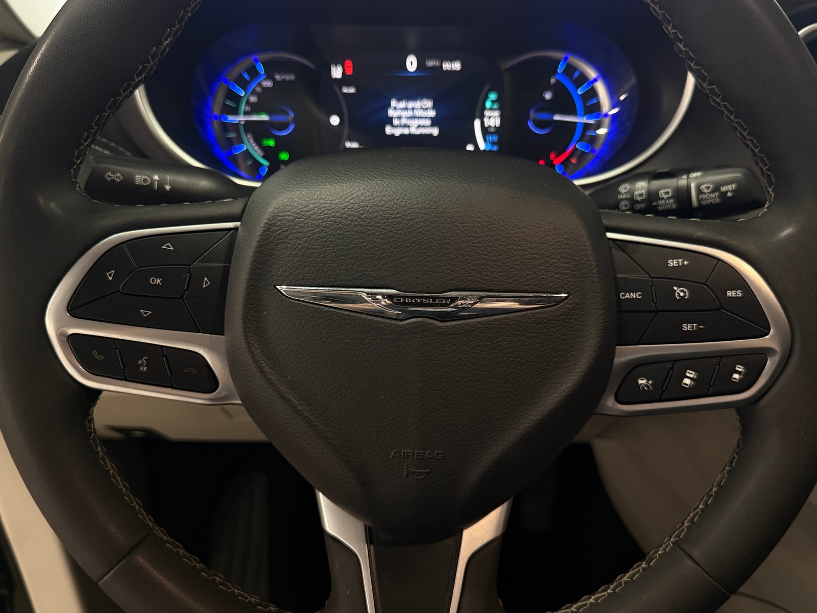 Thumbnail: 2024 Chrysler Pacifica - 4