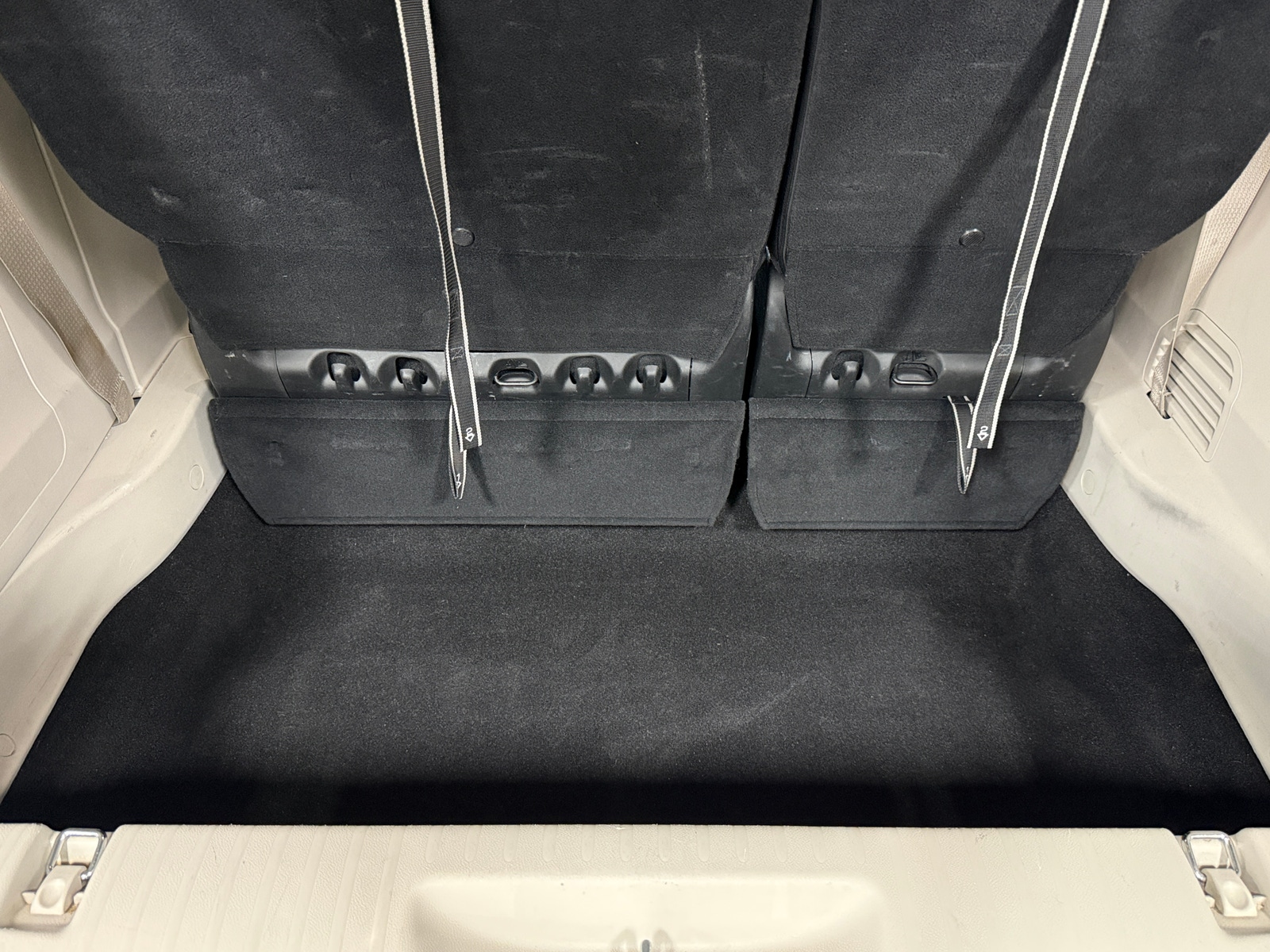 Thumbnail: 2024 Chrysler Pacifica - 6