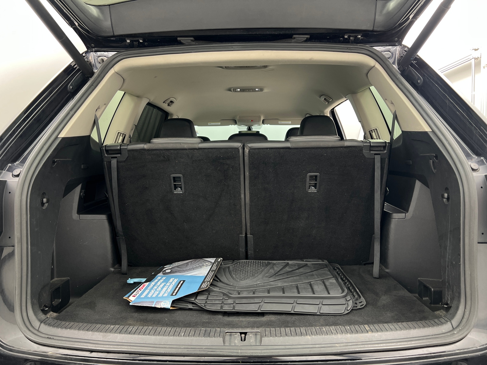 Thumbnail: 2021 Volkswagen Atlas - 6