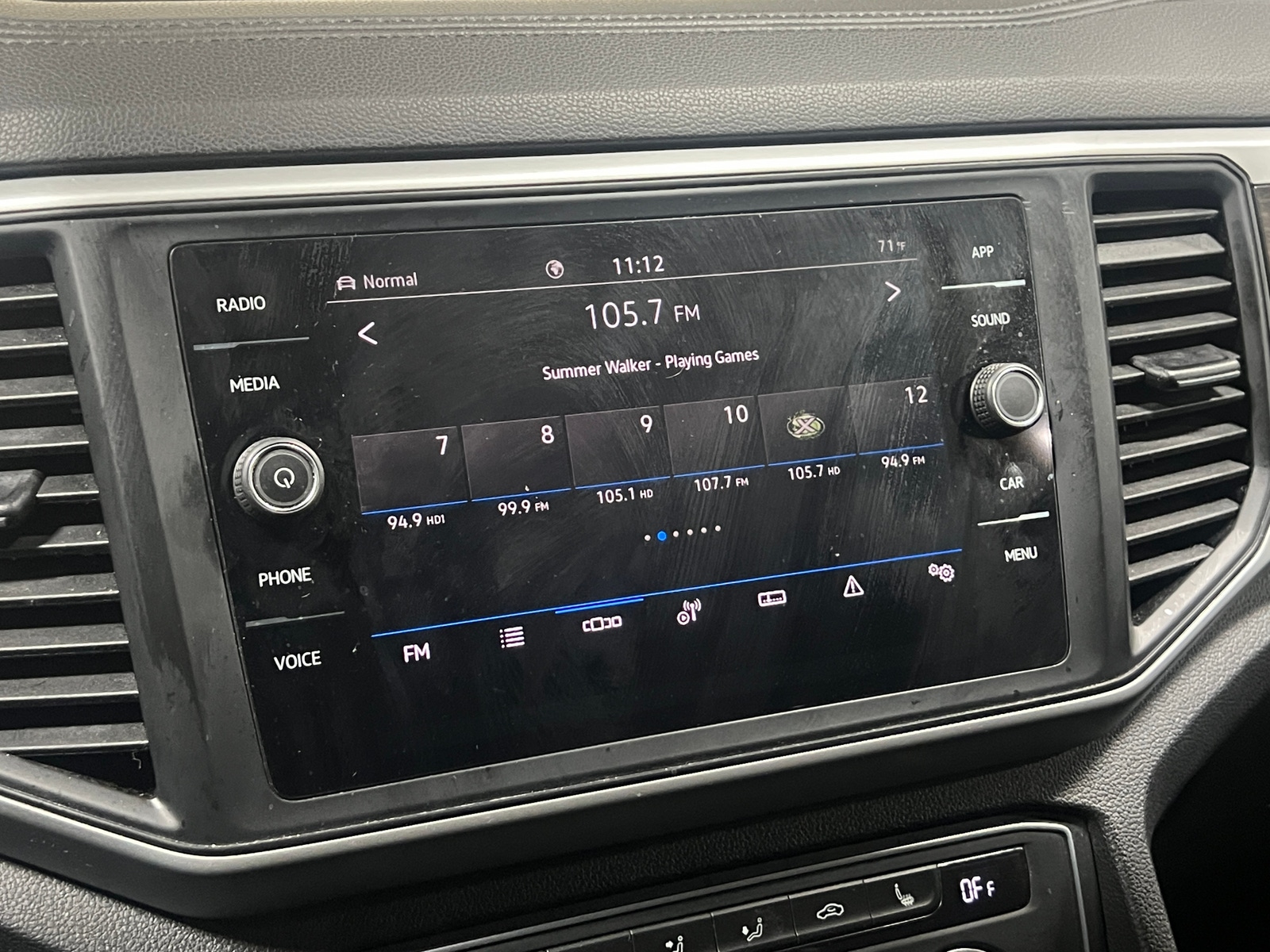 Thumbnail: 2021 Volkswagen Atlas - 3