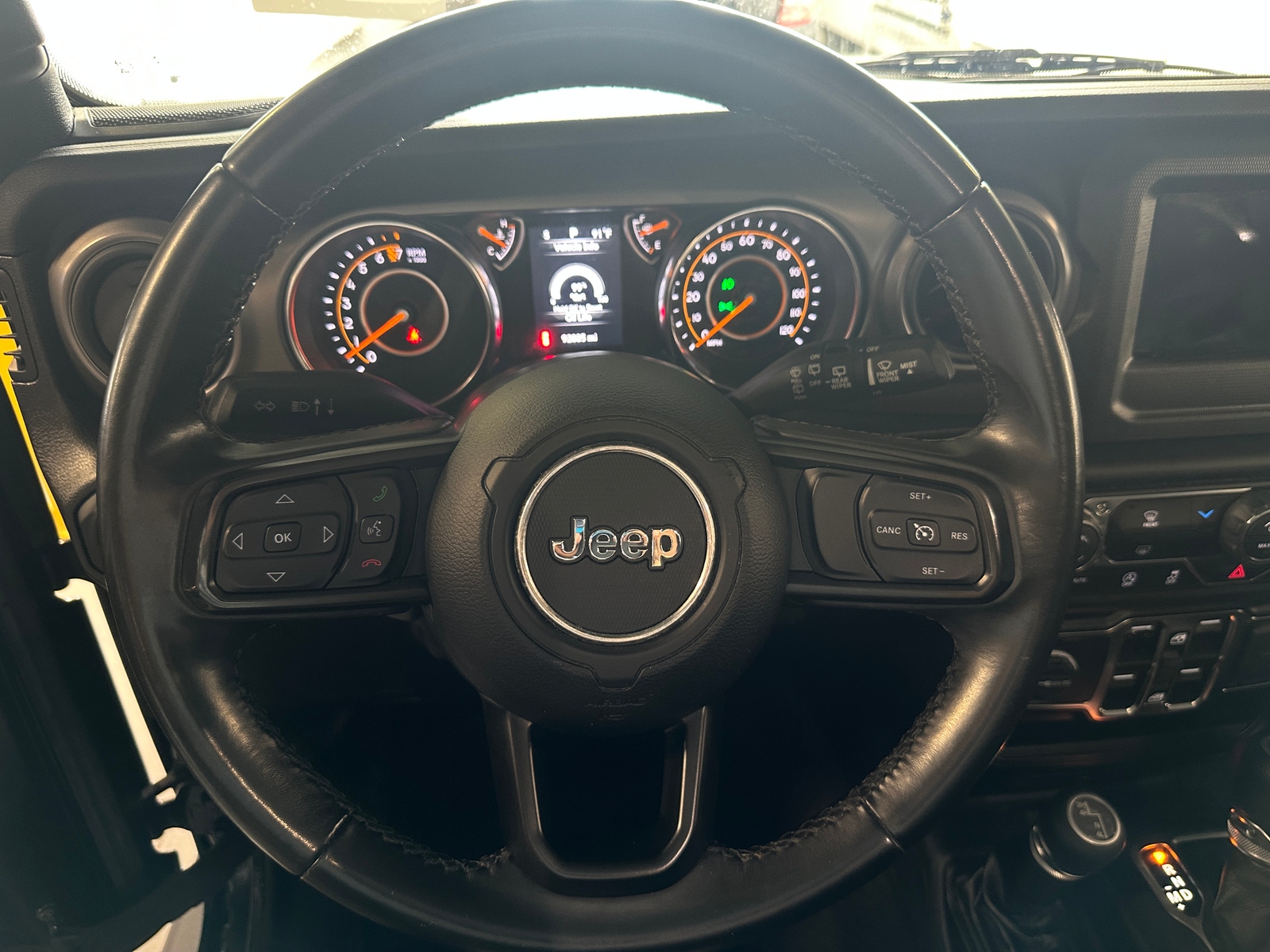 Thumbnail: 2022 Jeep Wrangler - 5