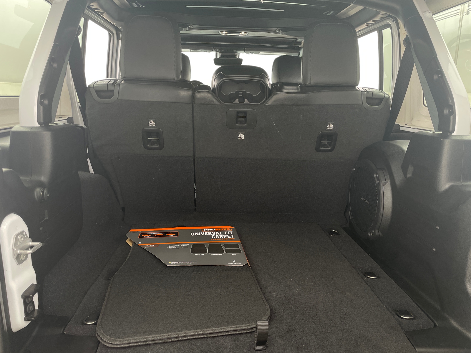 Thumbnail: 2021 Jeep Wrangler - 6