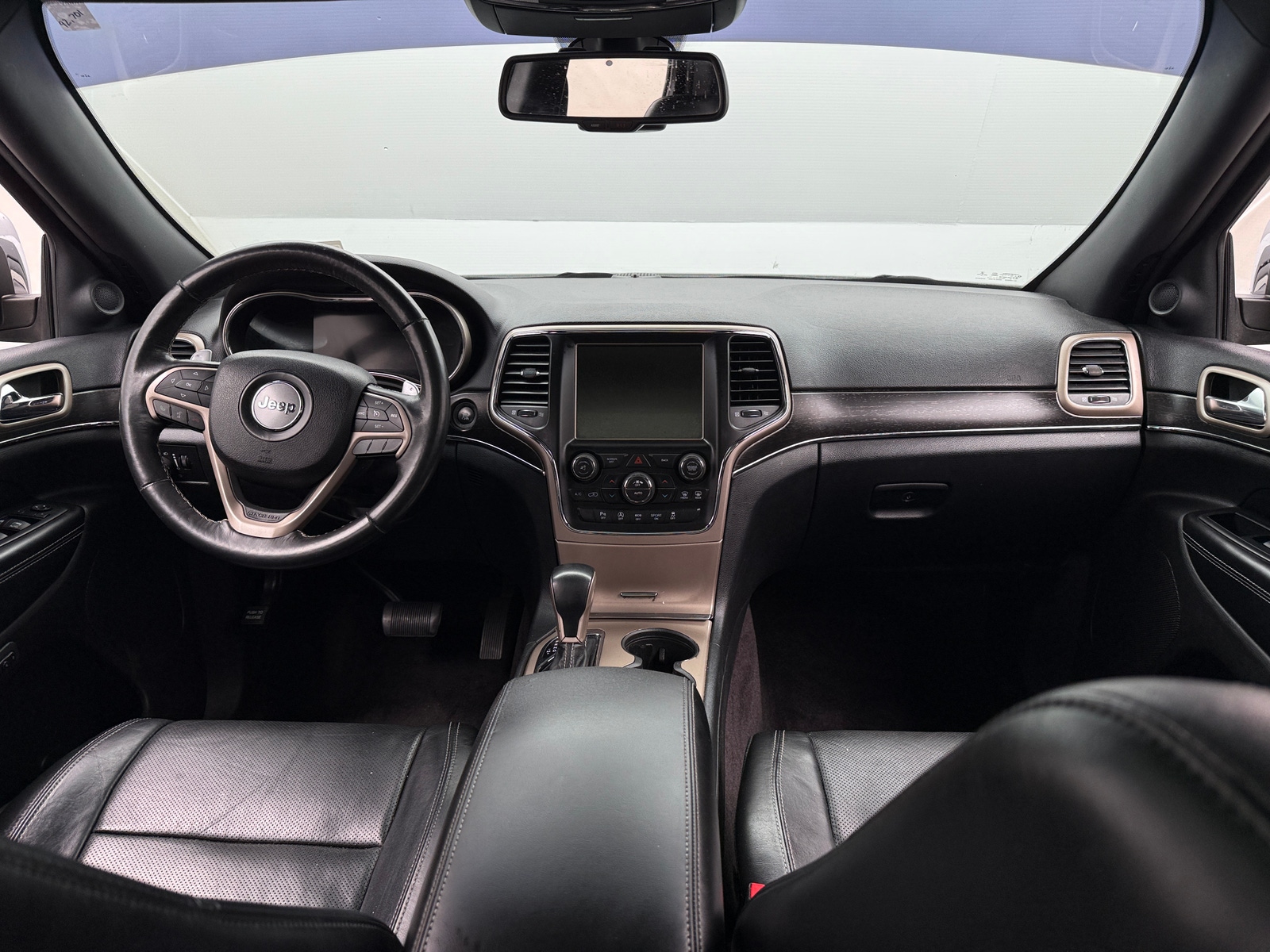 Thumbnail: 2016 Jeep Grand Cherokee - 2