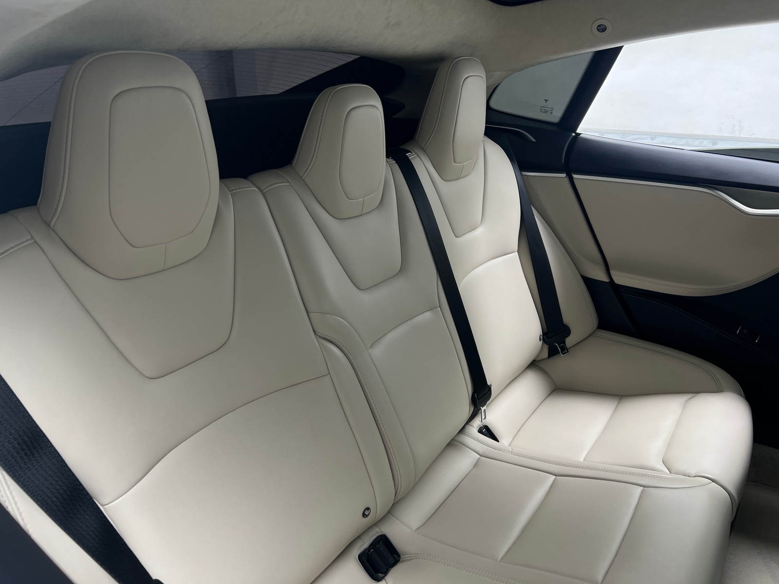 Thumbnail: 2017 Tesla Model S - 5